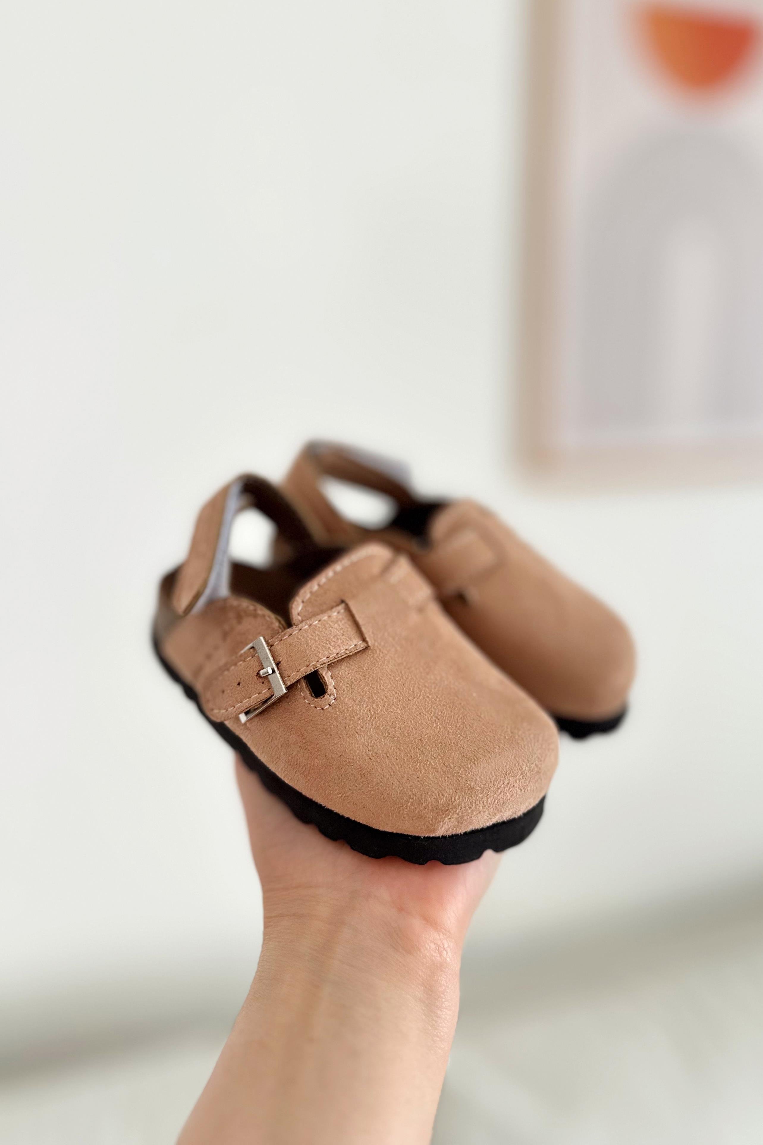 Tokalı Çocuk Sandalet Bej