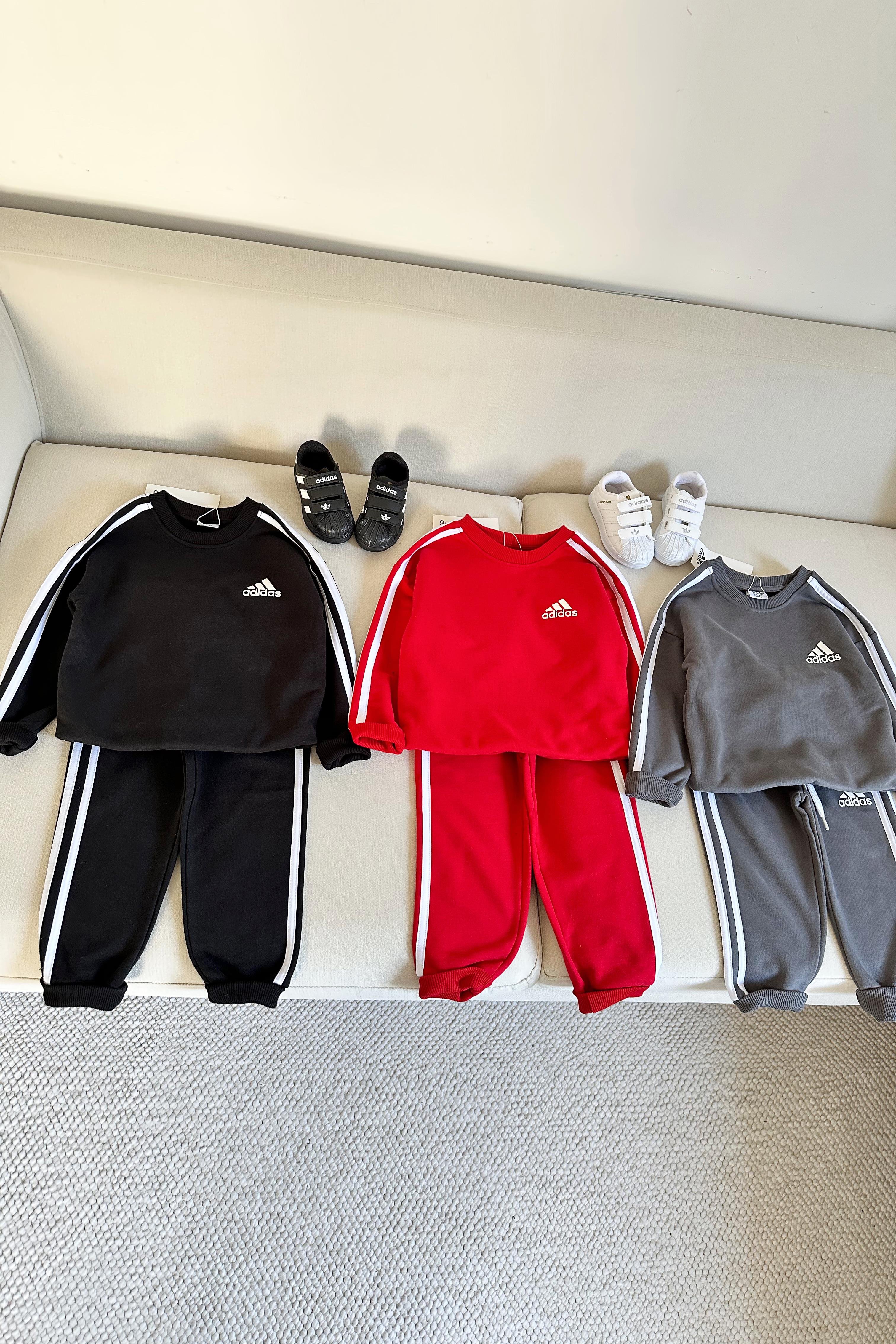 Yanı Çizgili Çocuk Eşofman Takımı Siyah Beyaz