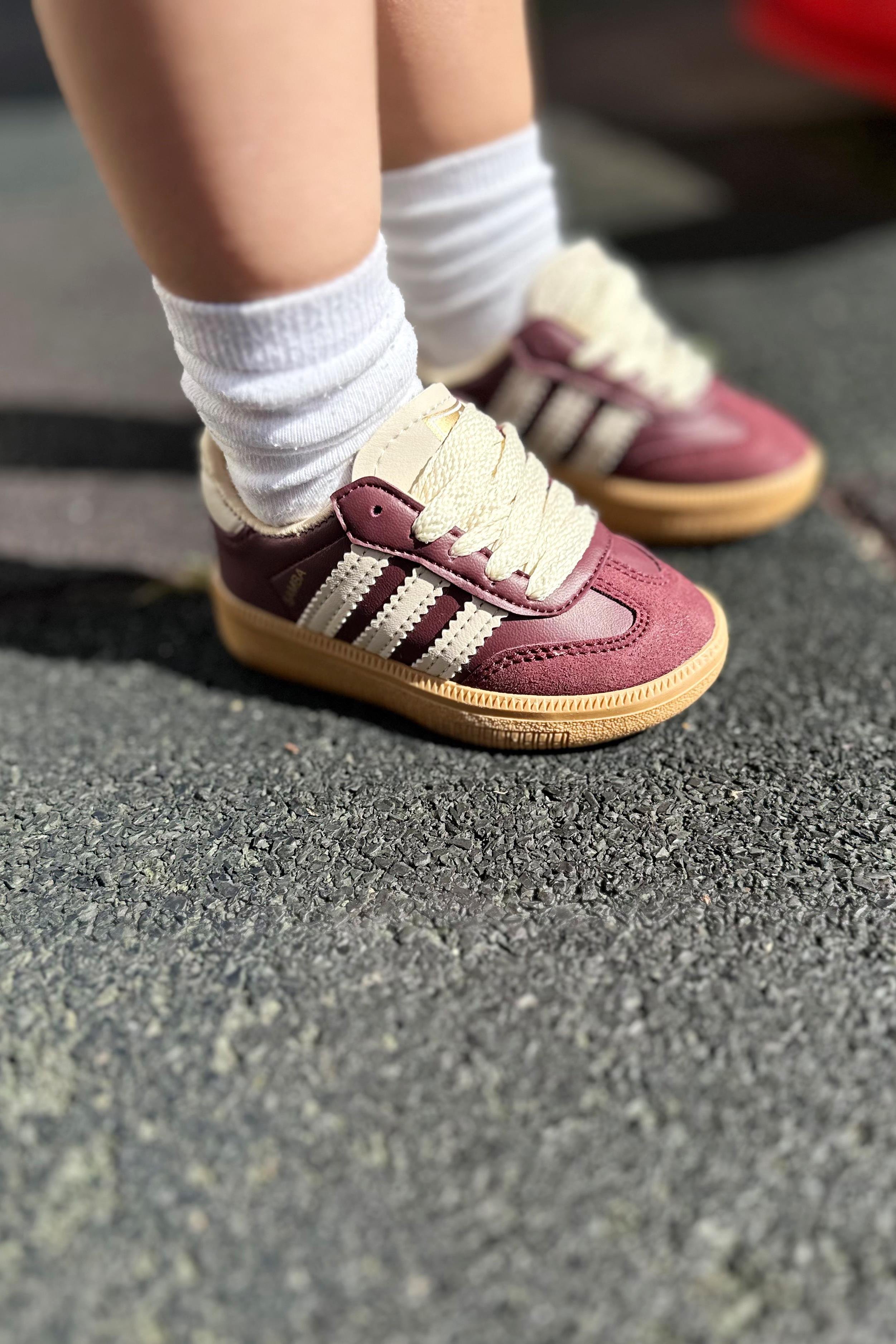 Yanı Çizgili Yazı Baskılı Çocuk Spor Ayakkabı Bordo