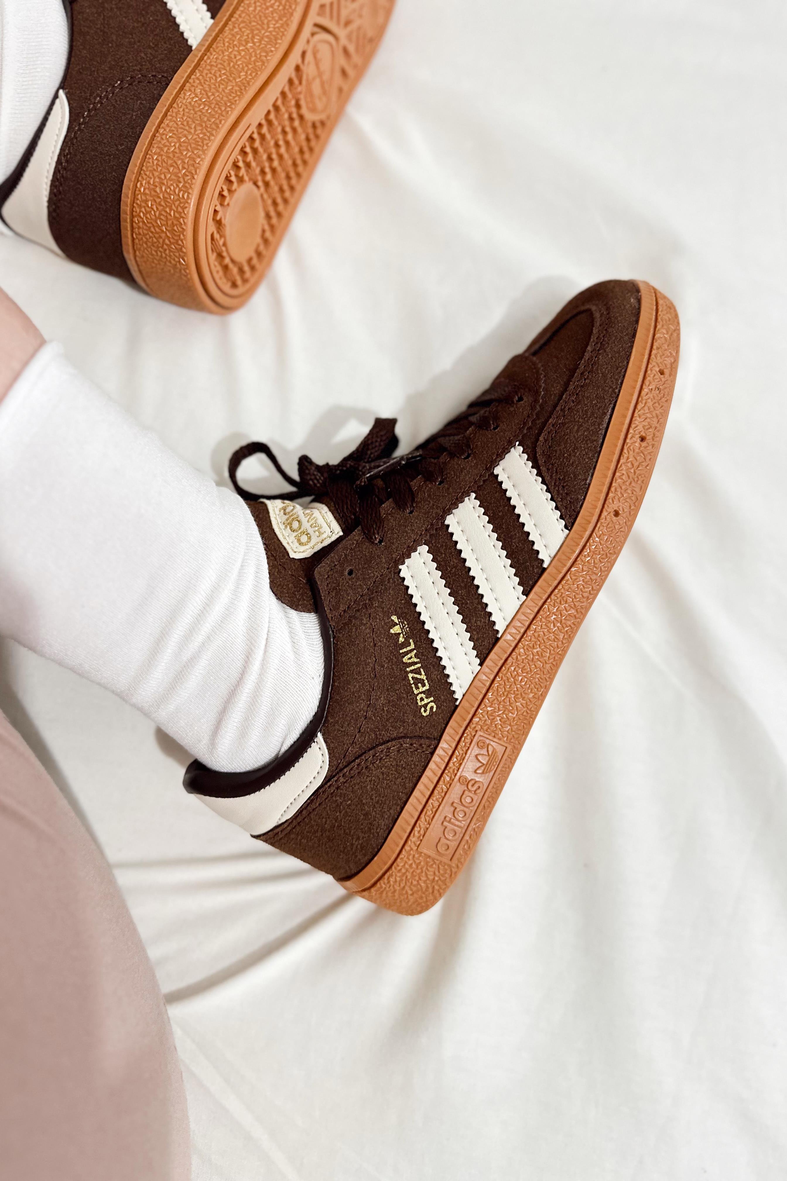 Yanı Şeritli Kadın Spor Ayakkabı Acı Kahve