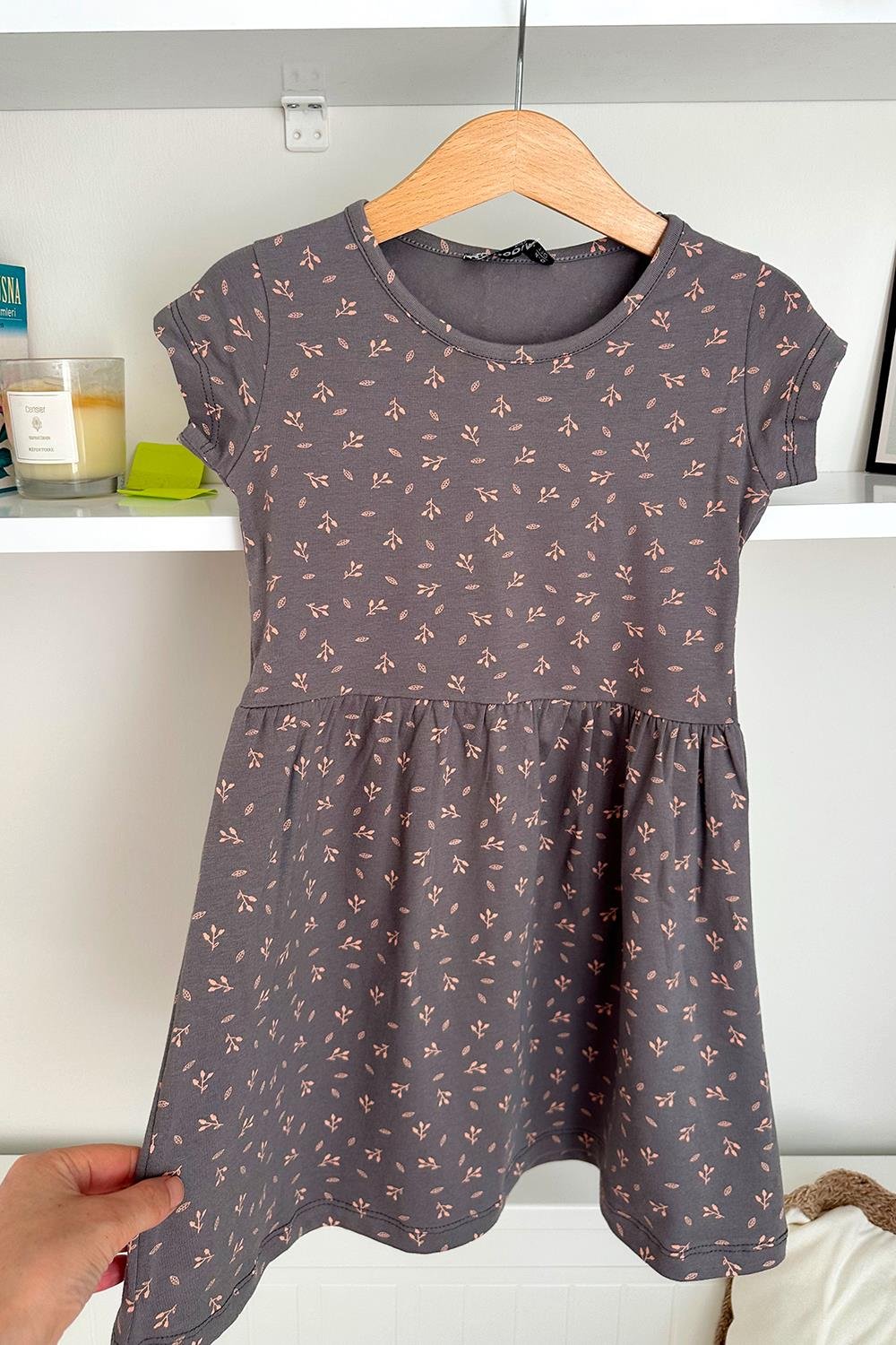 Yaprak Baskılı Kız Çocuk Elbise Füme