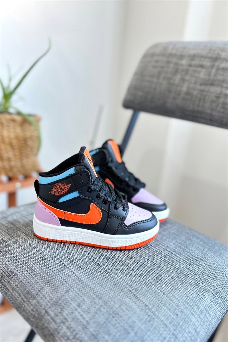 Yazı ve Amblem Baskılı Çocuk Bir Takım Siyah Turuncu