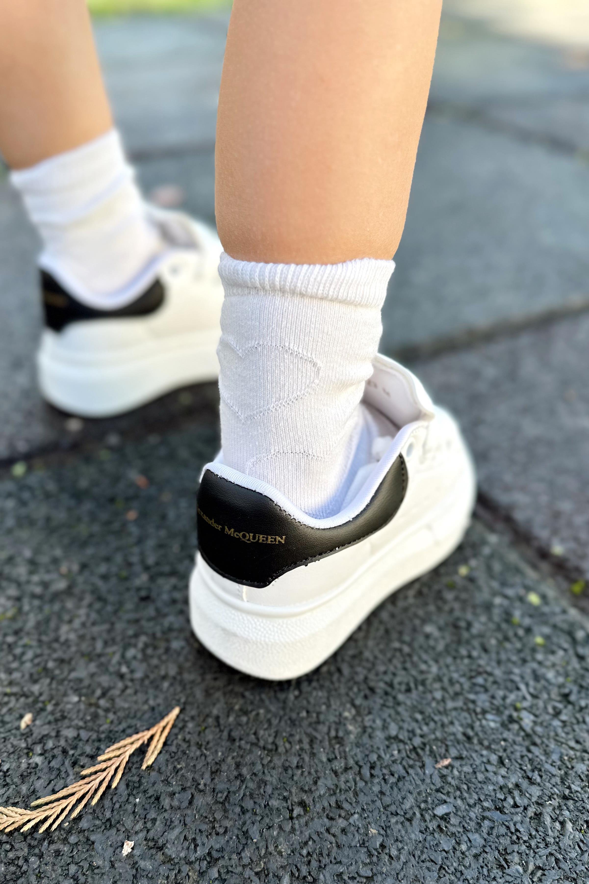 Yüksek Taban Yazı Baskılı Çocuk Spor Ayakkabı Beyaz Siyah