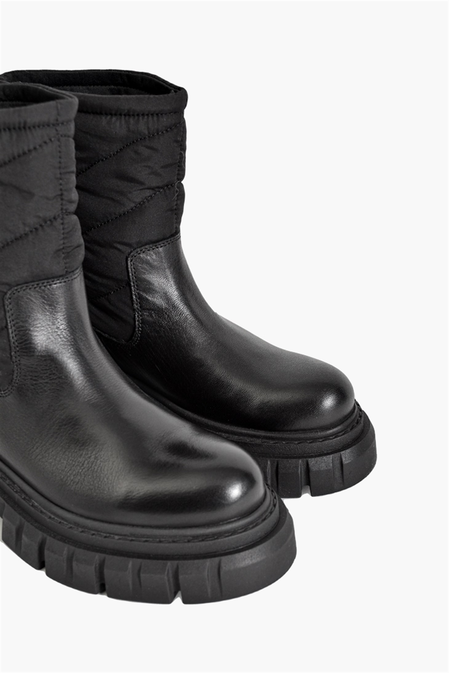 SHOES&MOREEDDWINAEDDWINA - Siyah Deri - Bot