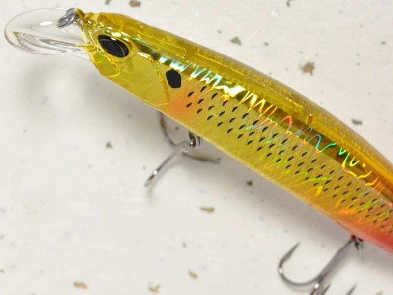 Duo Realis Jerkbait 130S SW CPA0645 Burning Gold Mullet