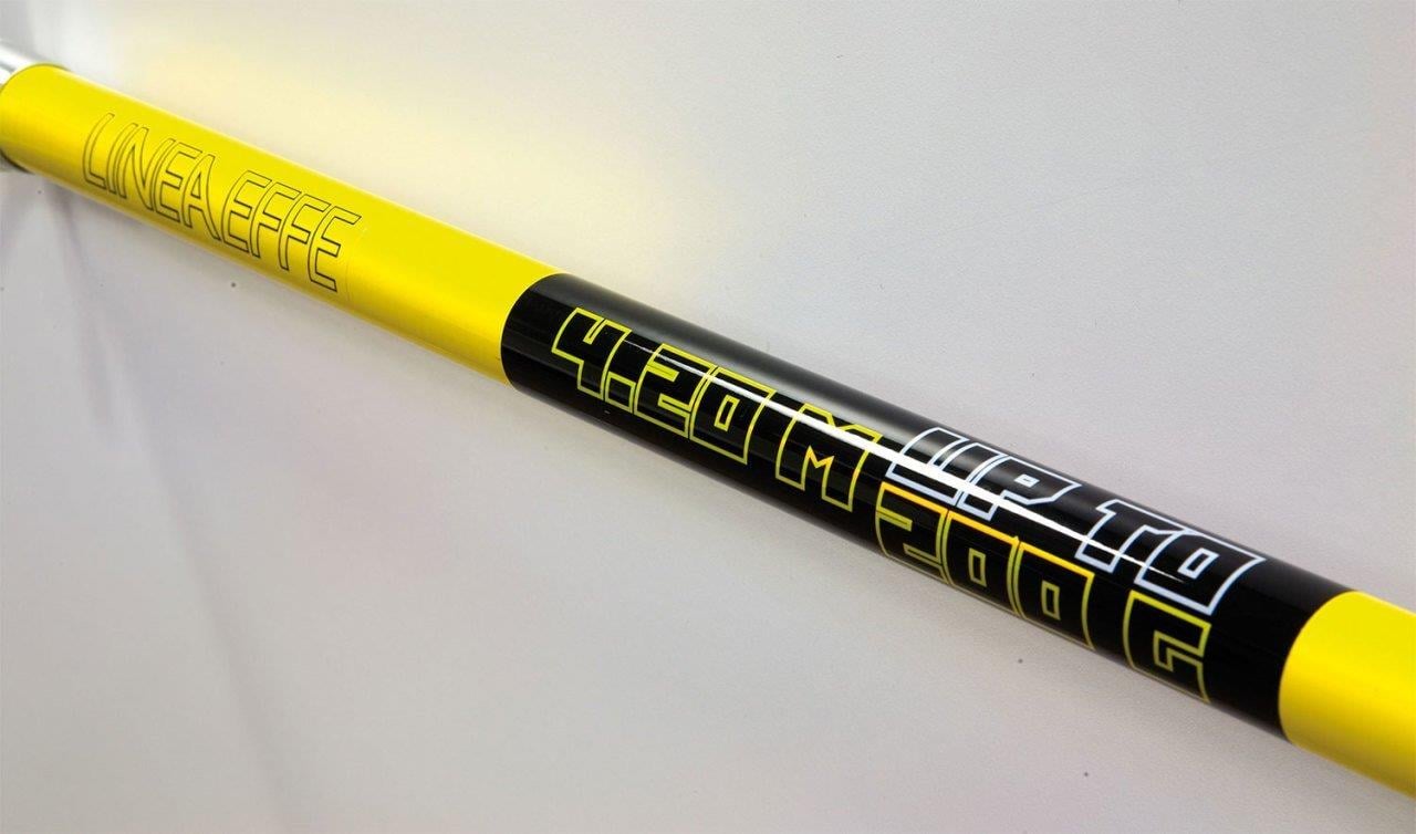 Lineaeffe Outcast Glow 4.20mt 100-200gr Teleskopik Surf Olta Kamışı