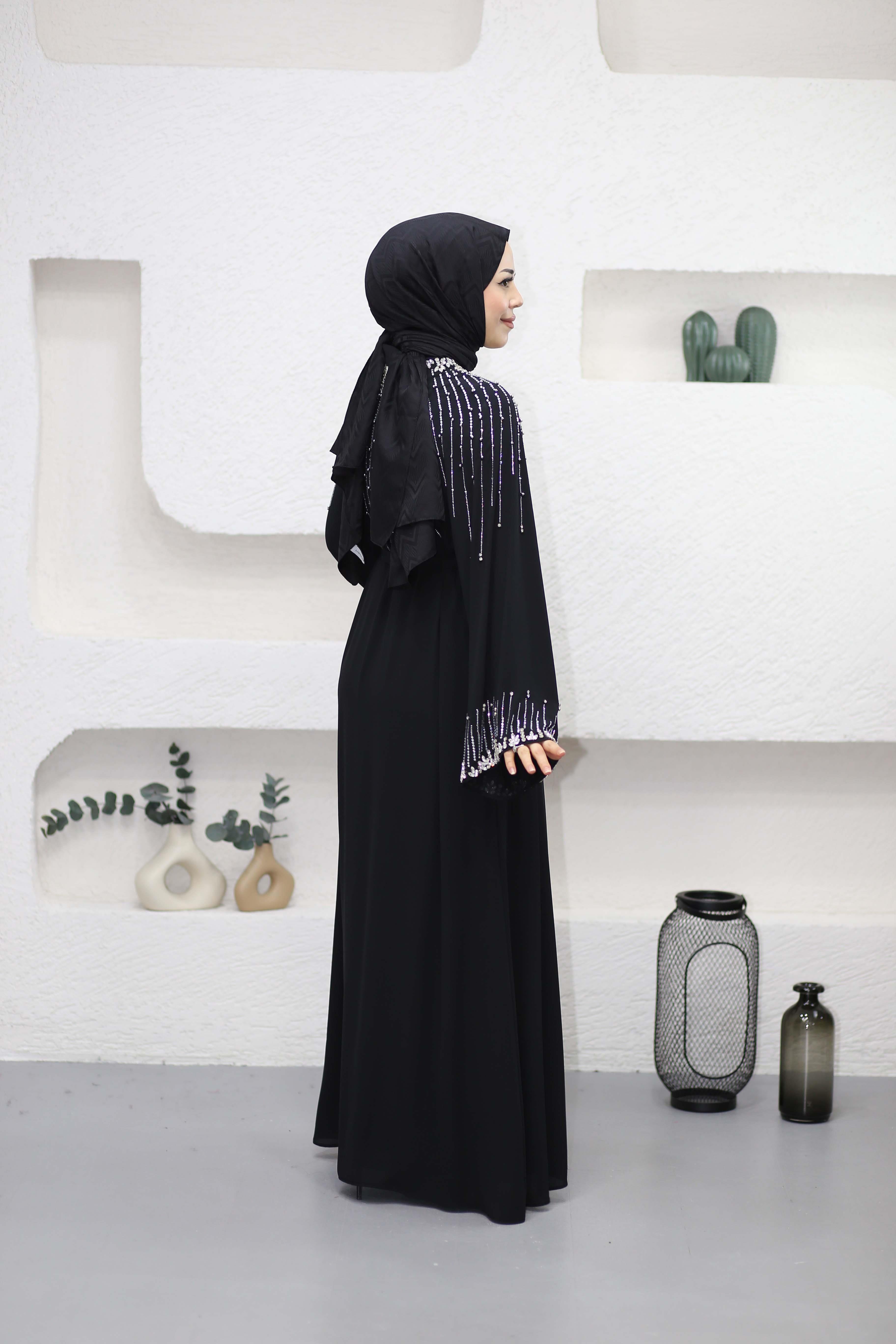 Yaka Ve Kol Ucu Taş Baskılı Abaya Siyah 6178
