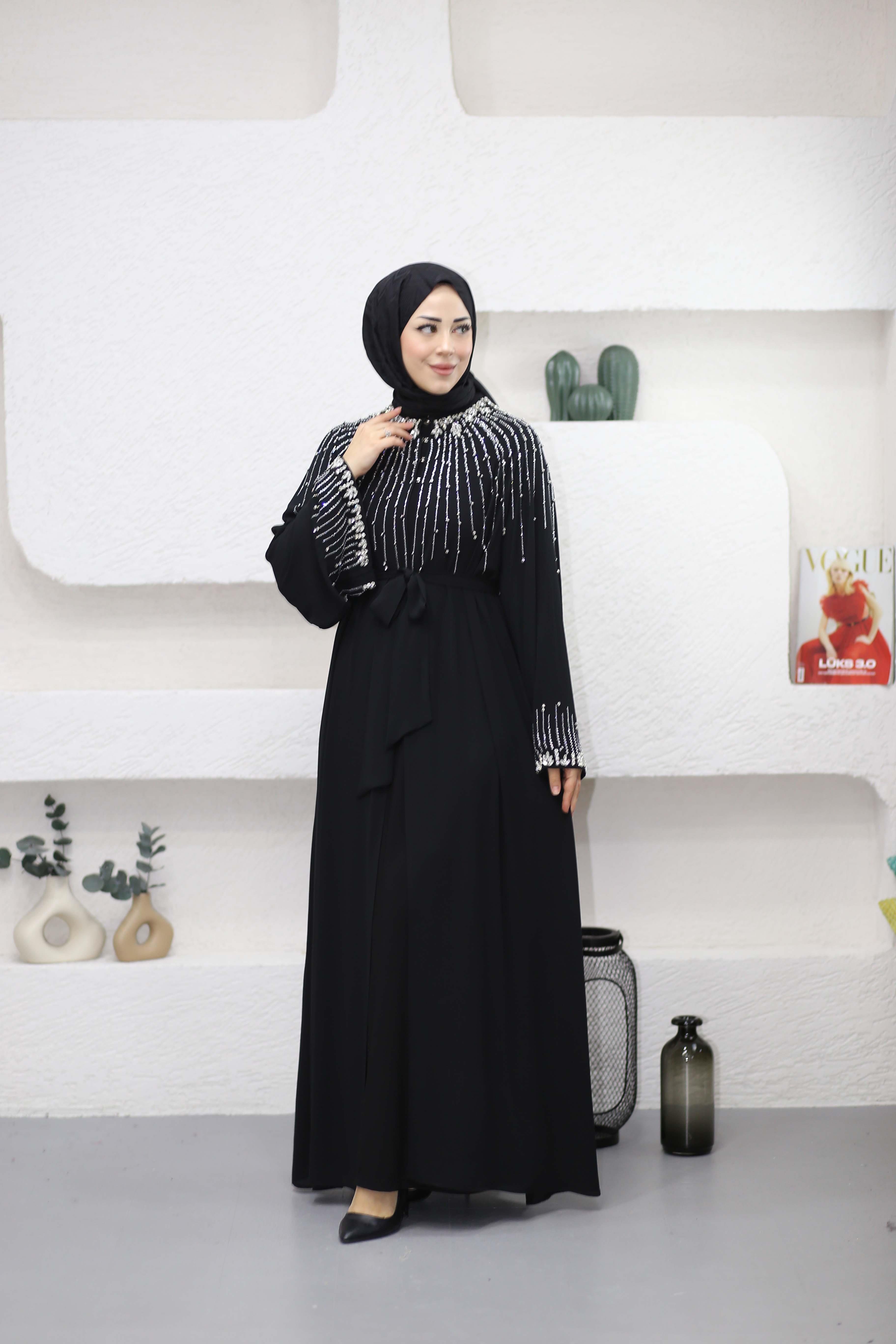 Yaka Ve Kol Ucu Taş Baskılı Abaya Siyah 6178