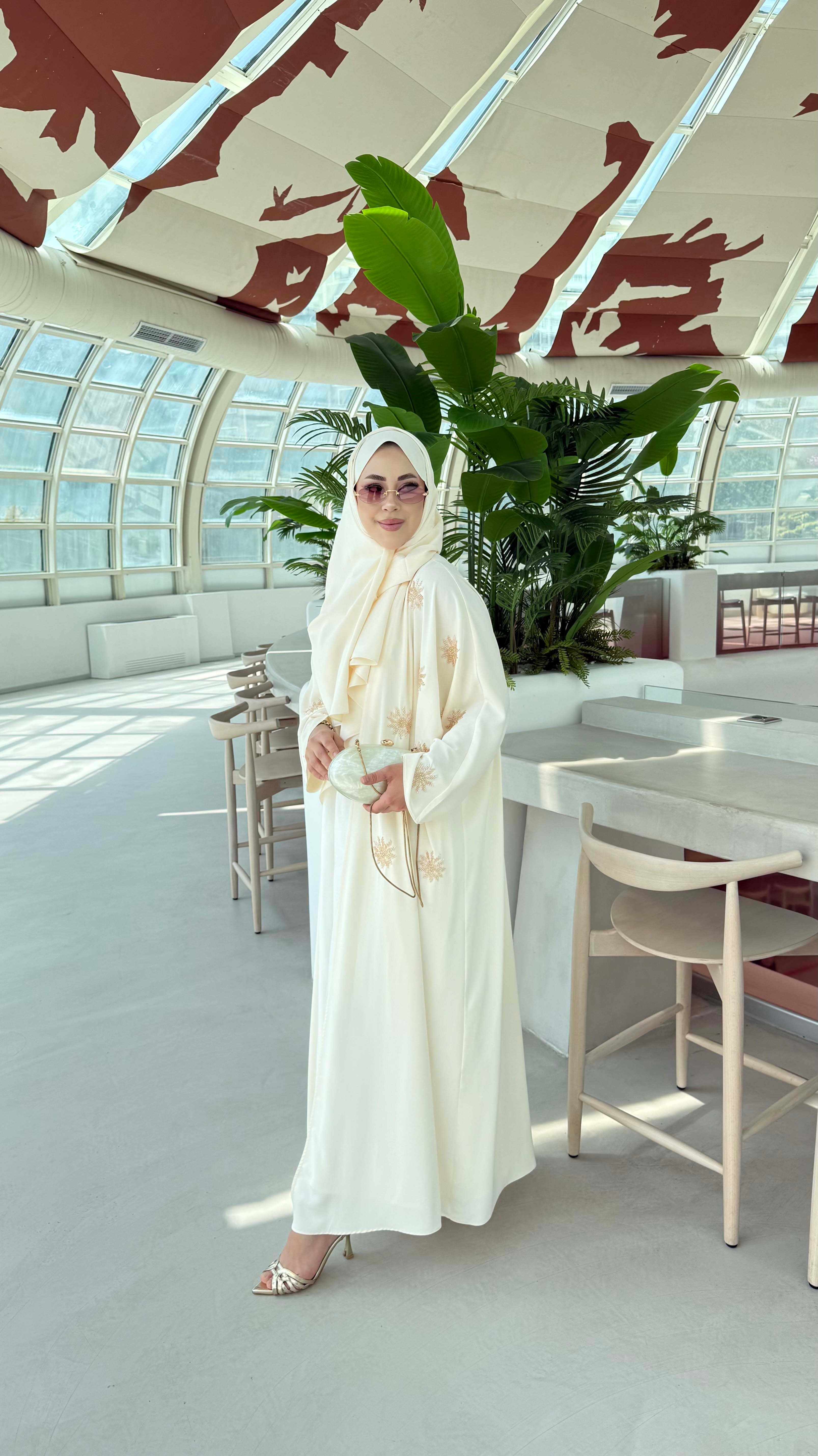 Nakış Boncuk Detaylı Abaya Krem 26137