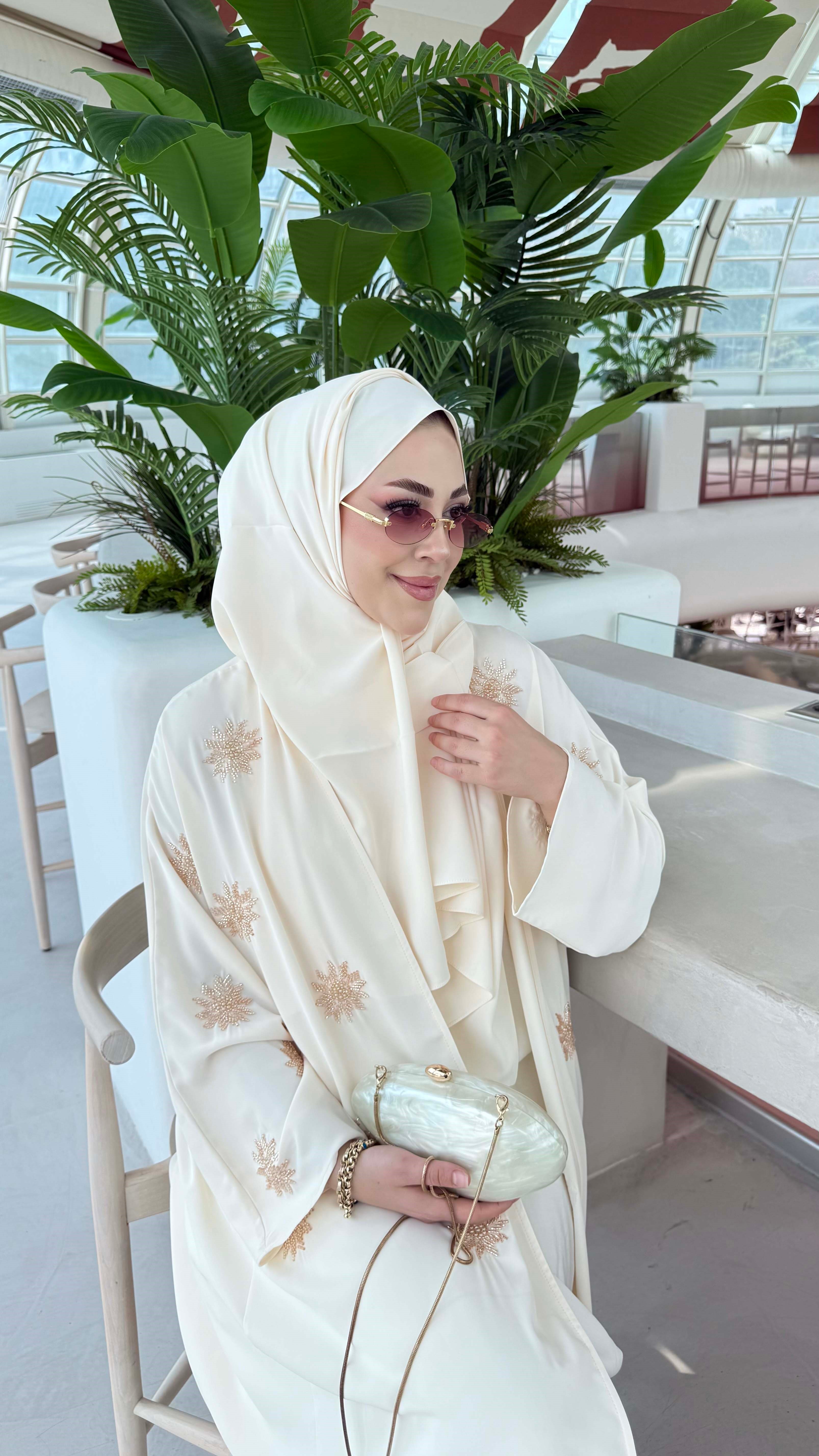 Nakış Boncuk Detaylı Abaya Krem 26137