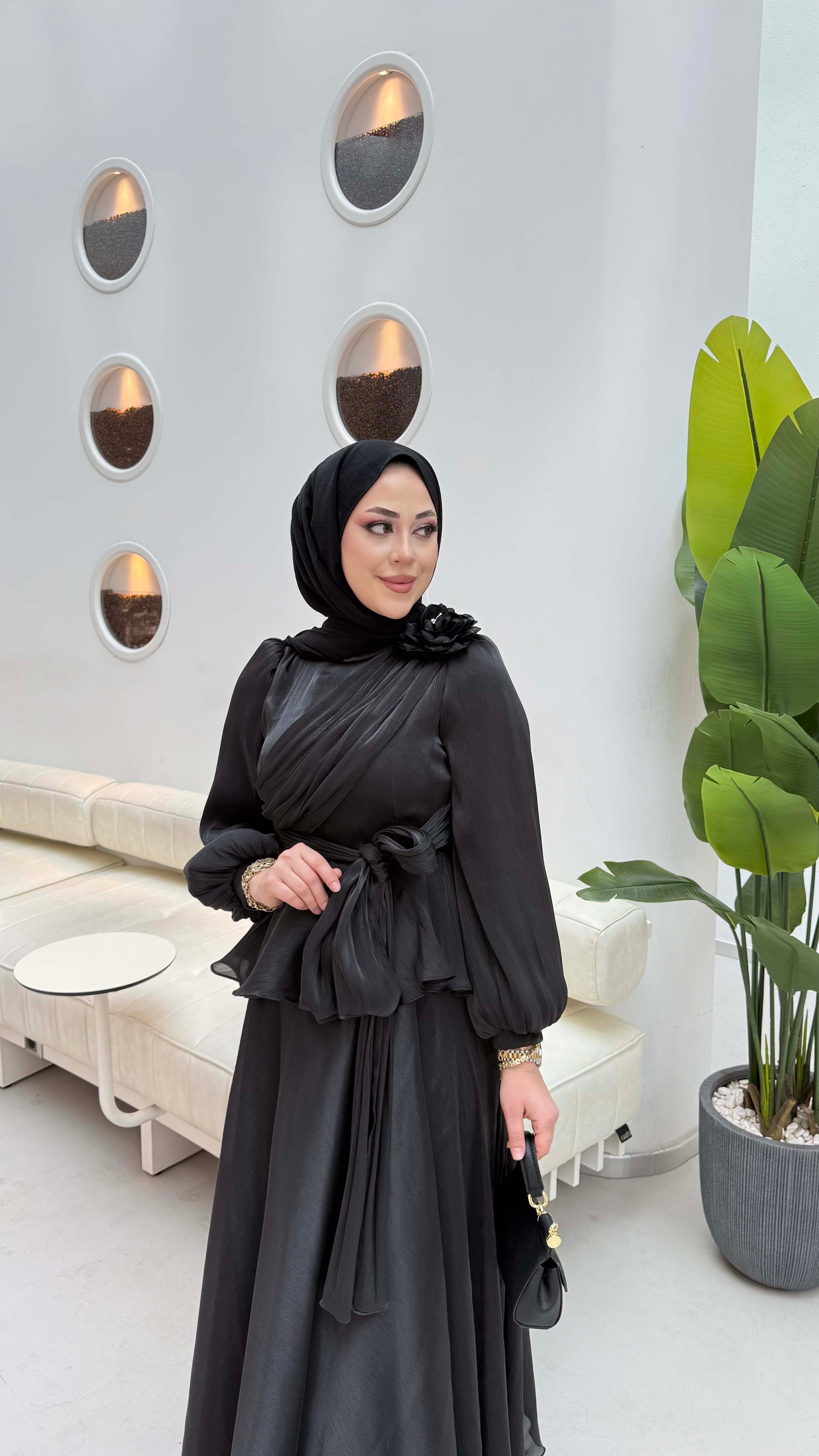 Broş Detaylı Abiye Siyah 9593