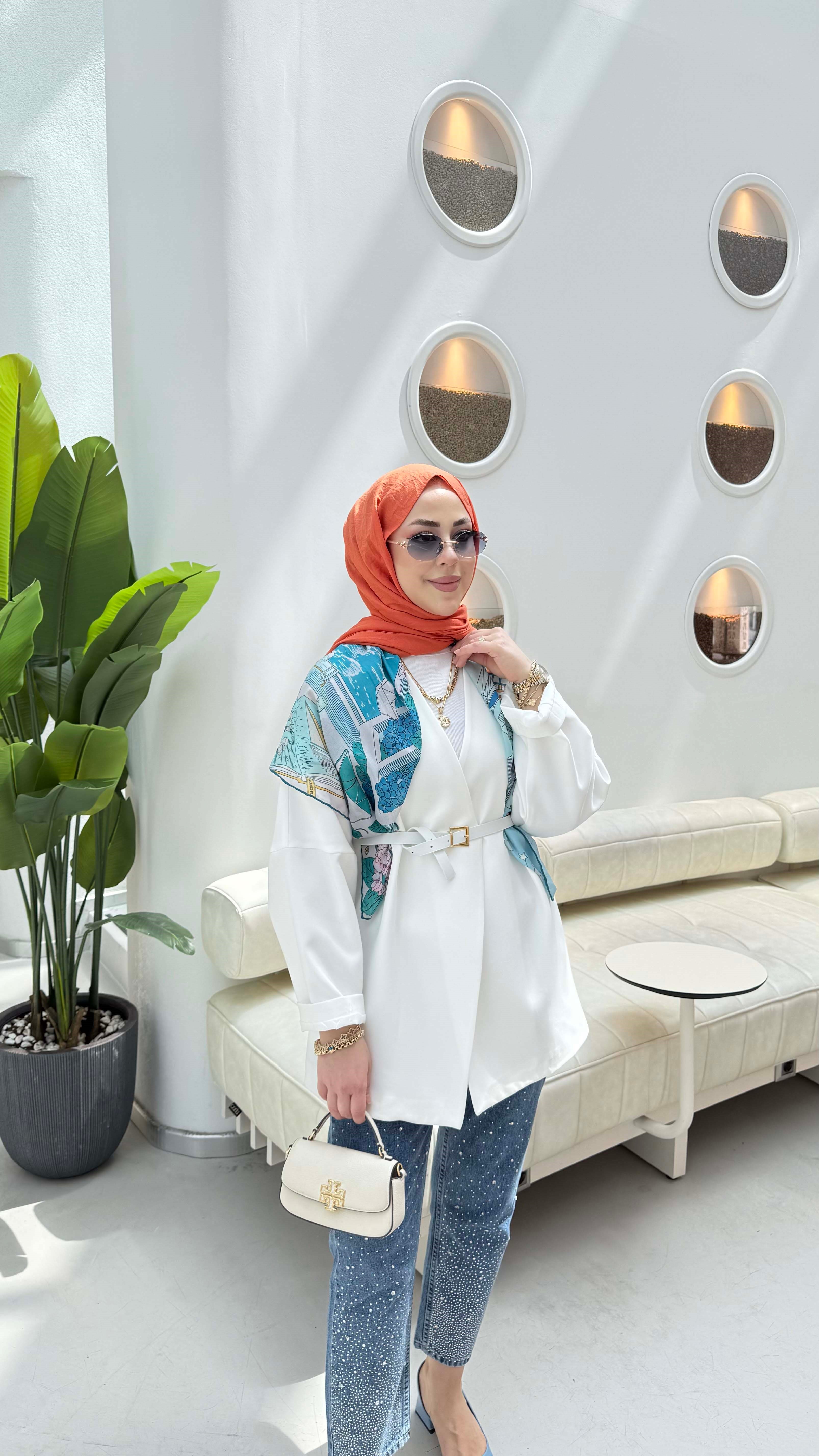 Yakasız Kemer Detaylı Ceket Beyaz 1214