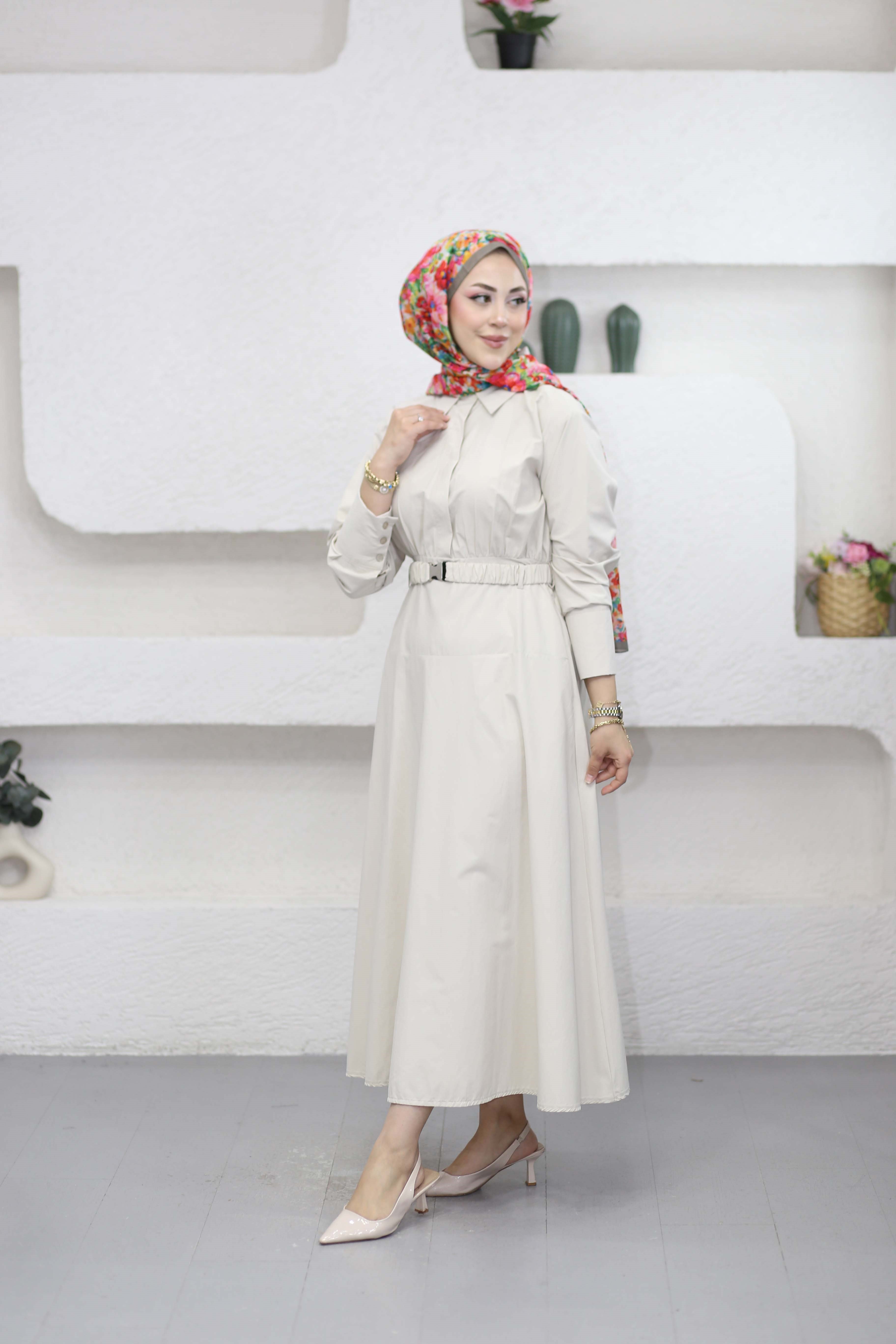 Lastik Kemerli Elbise Bej 5516