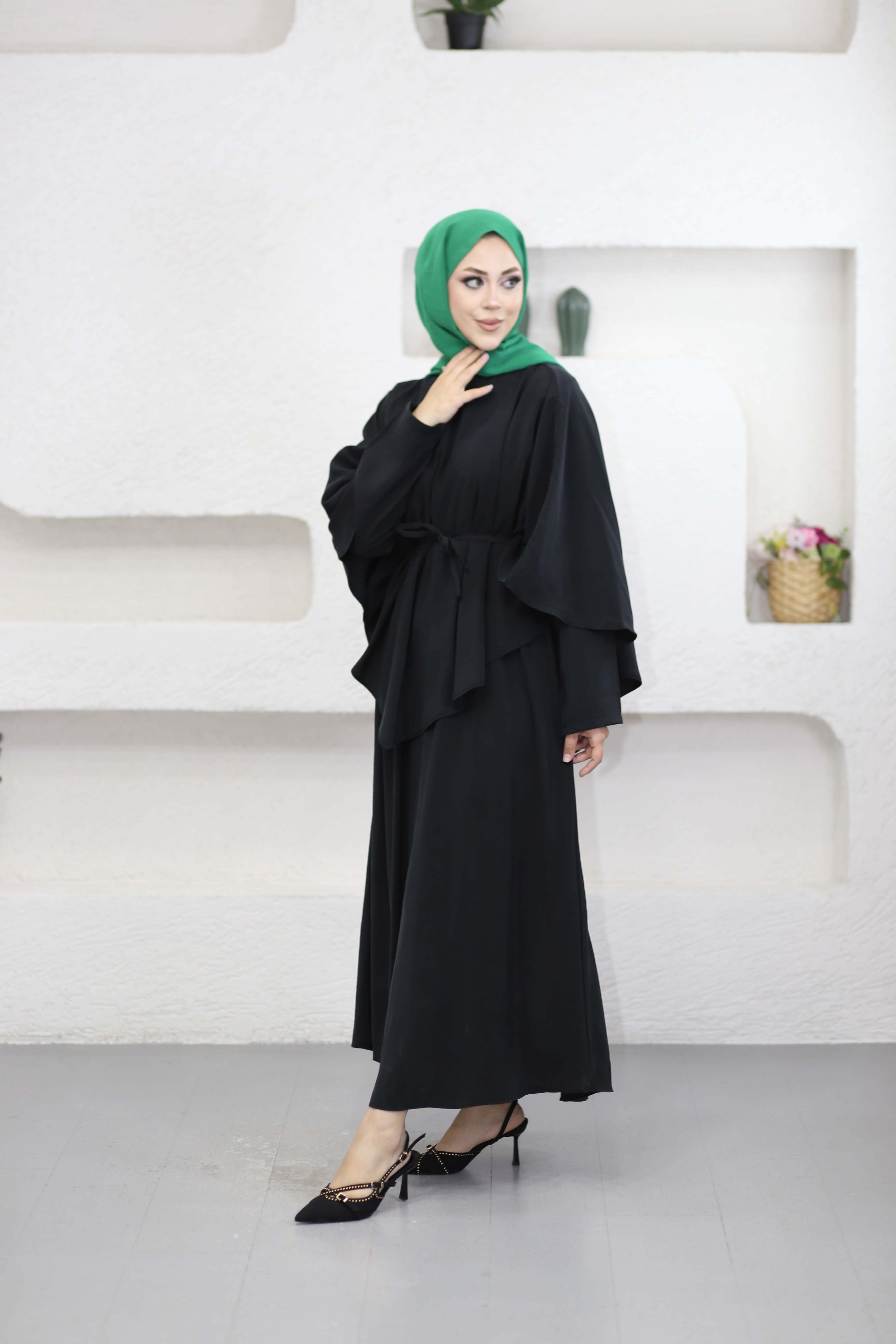 Beli Lastikli Pelerinli Elbise Siyah 8064