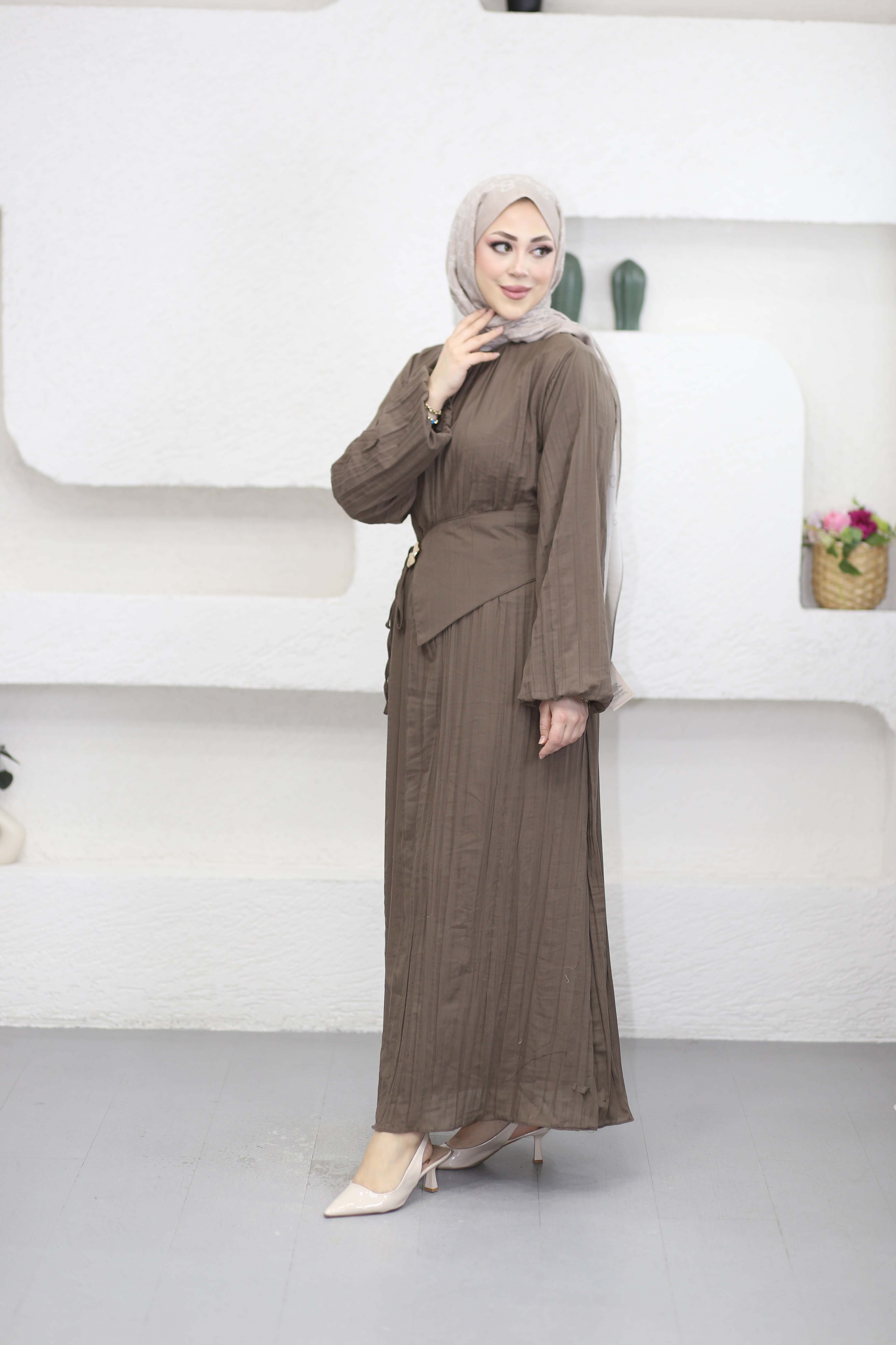 Yaka Detay Elbise Toprak 25132