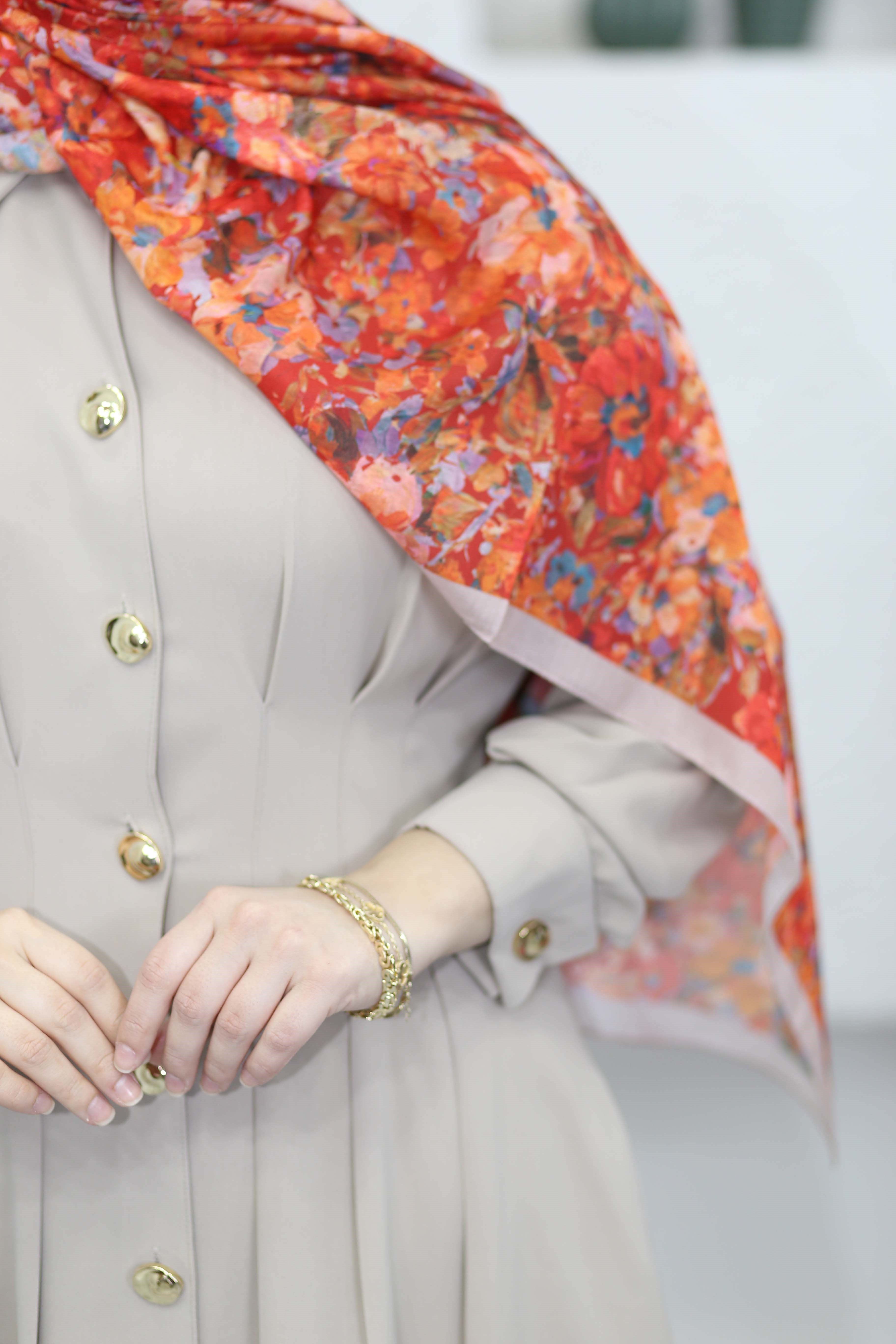 Bel Detaylı Ön Düğmeli Tencel Elbise Bej 5509