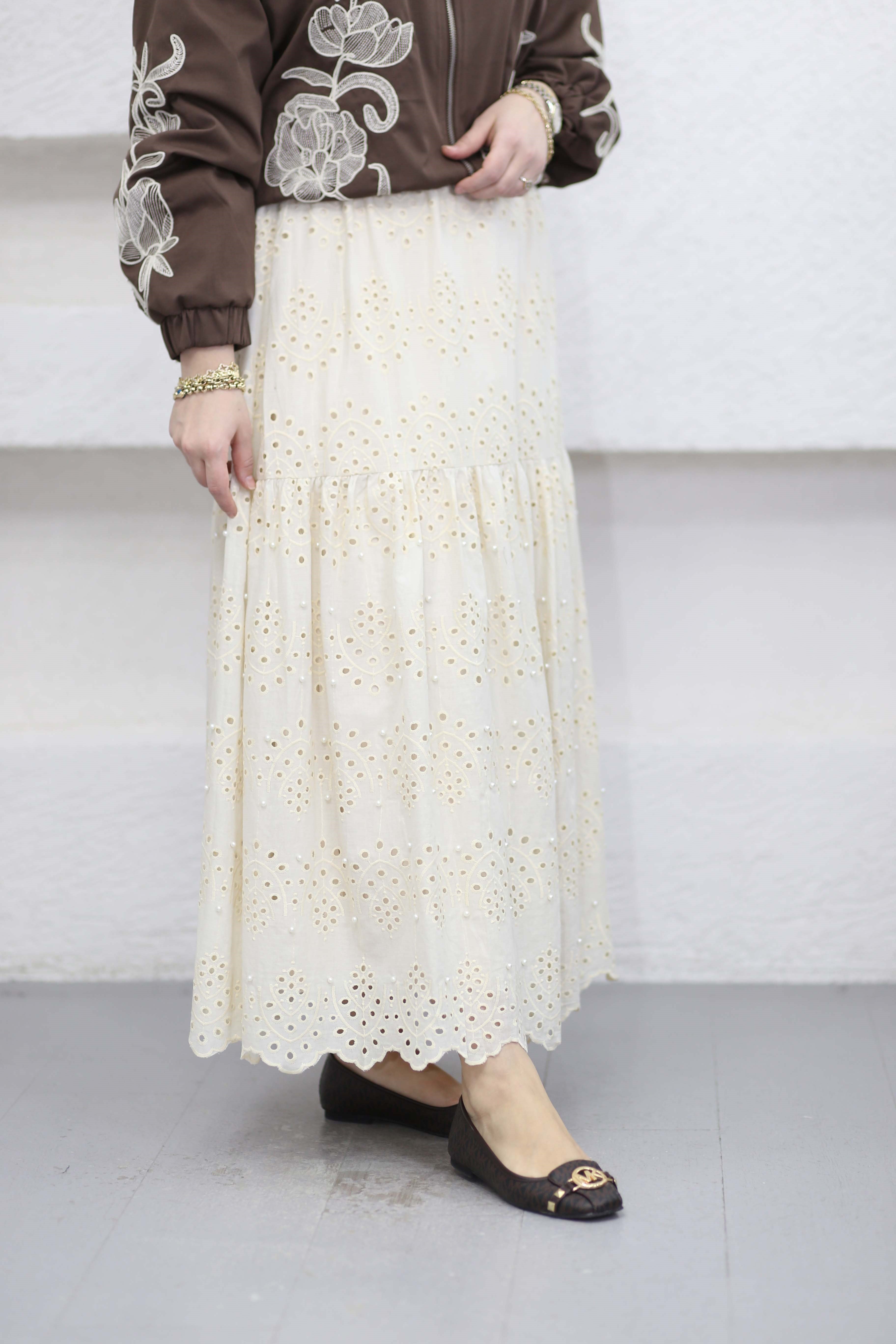 İnci Detaylı Güpür Etek Bej 1395