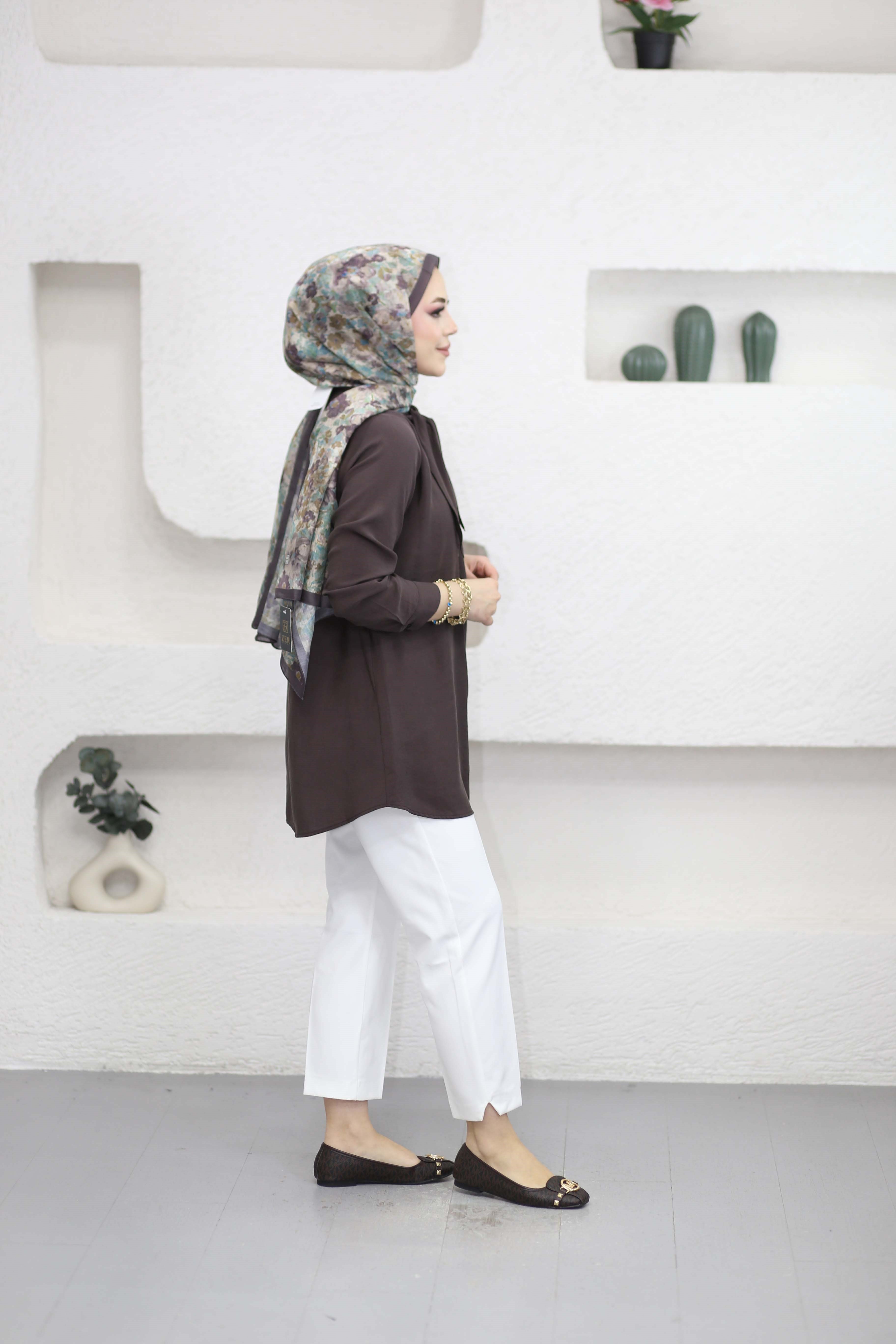 Yakası Fularlı Modal Tunik Kahverengi 2145