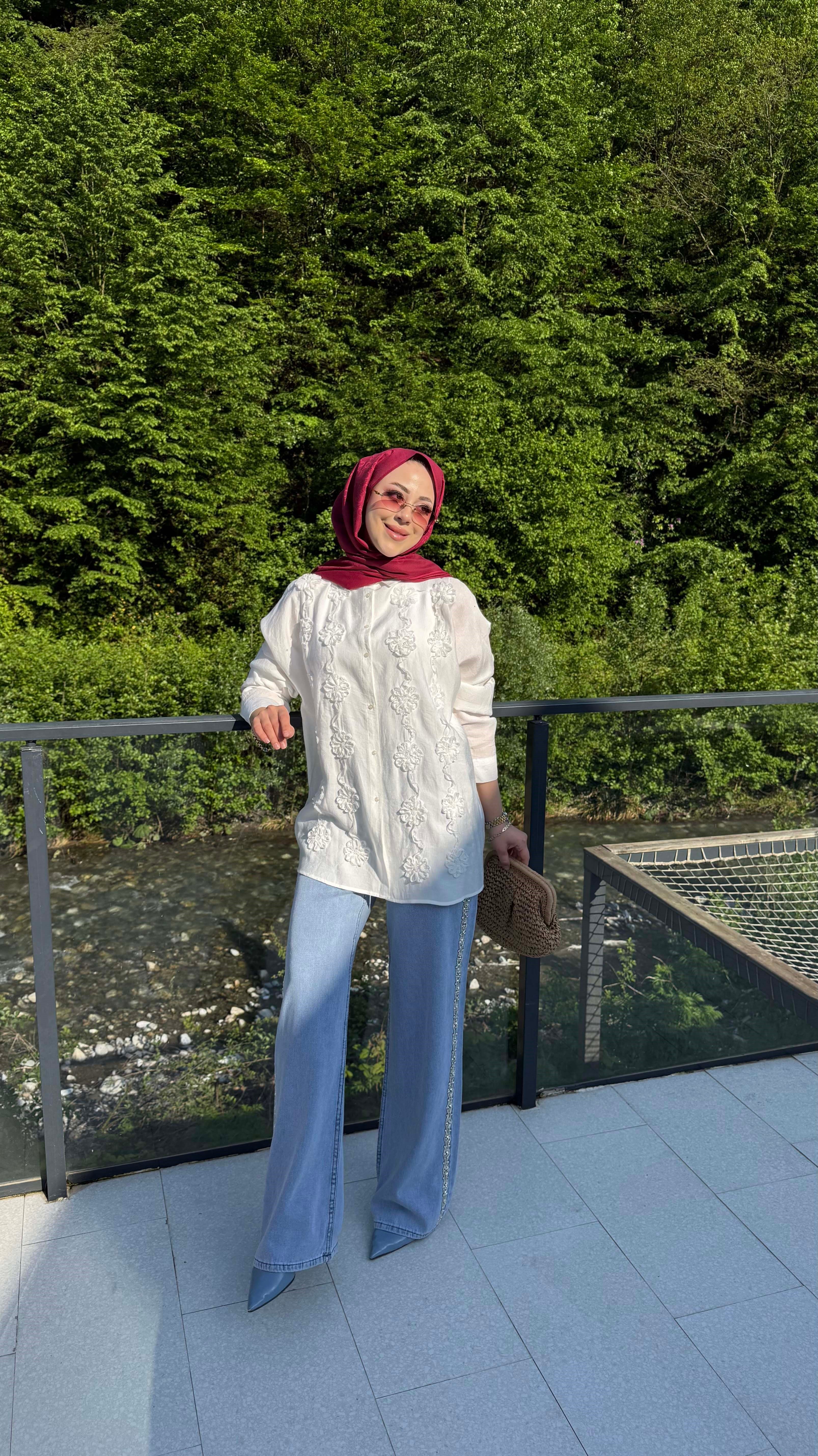 Çiçek Tüllü Gömlek Beyaz 5479