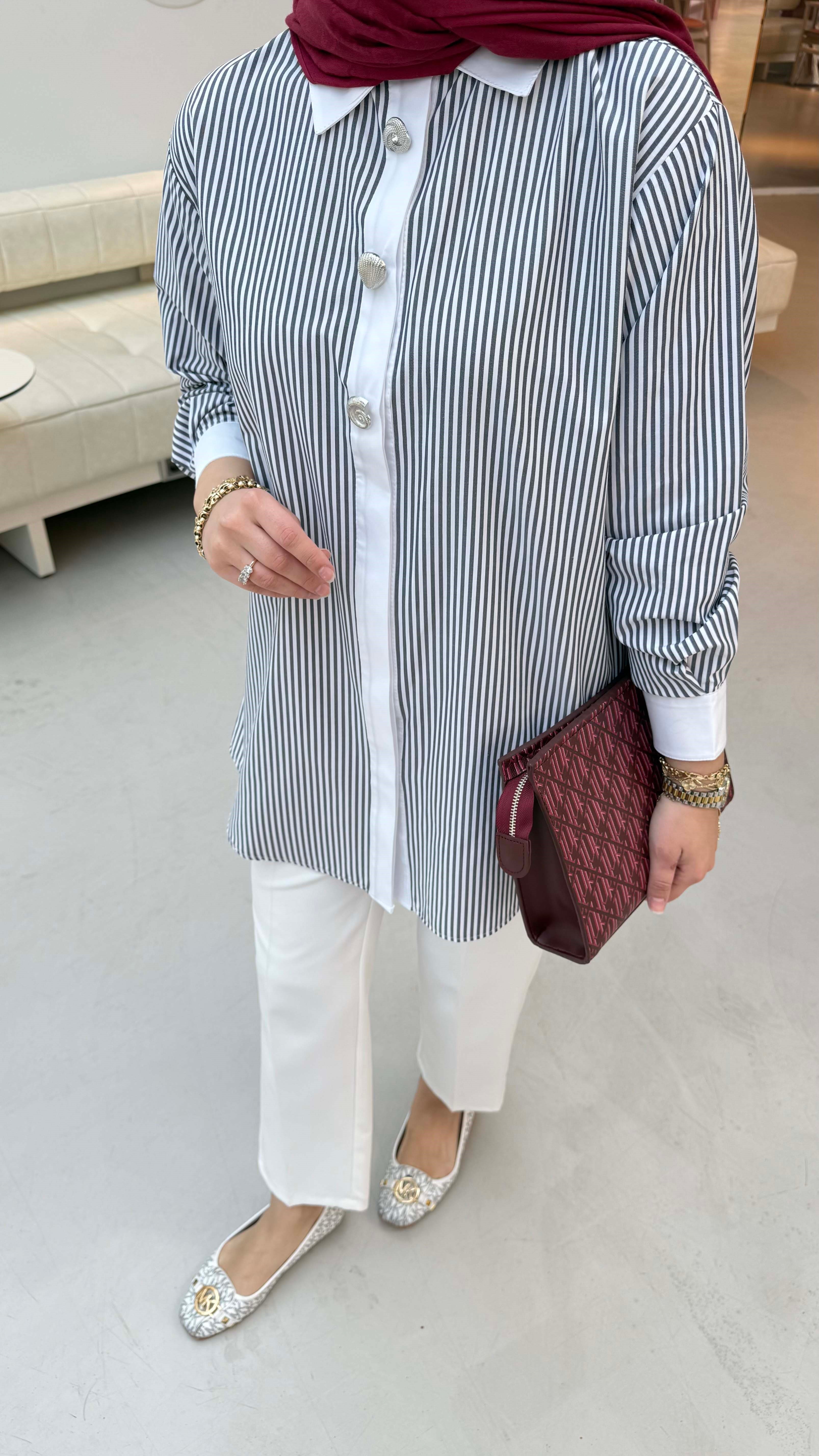 Çizgili Düğmeli Gömlek Siyah 1520