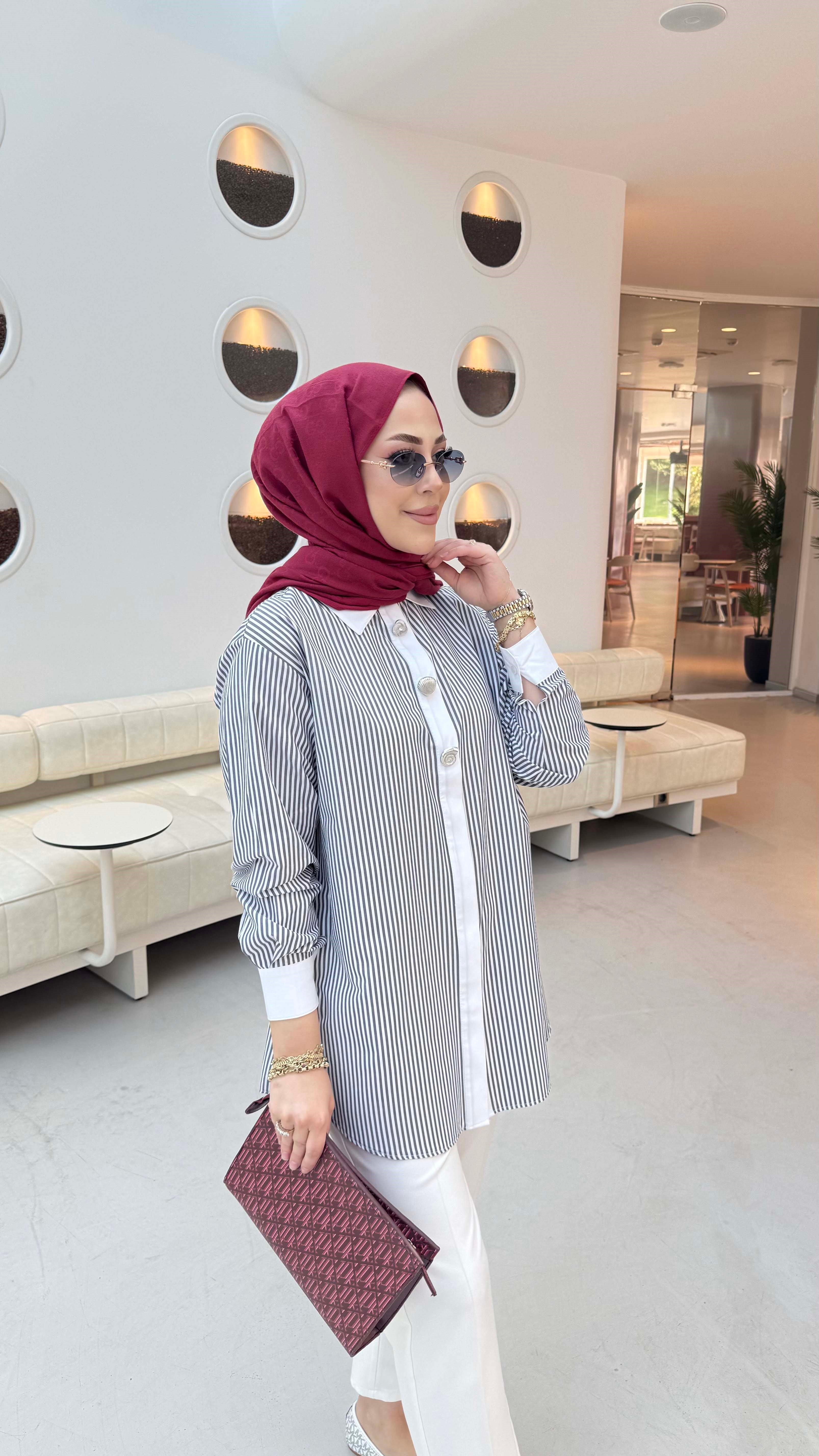 Çizgili Düğmeli Gömlek Siyah 1520