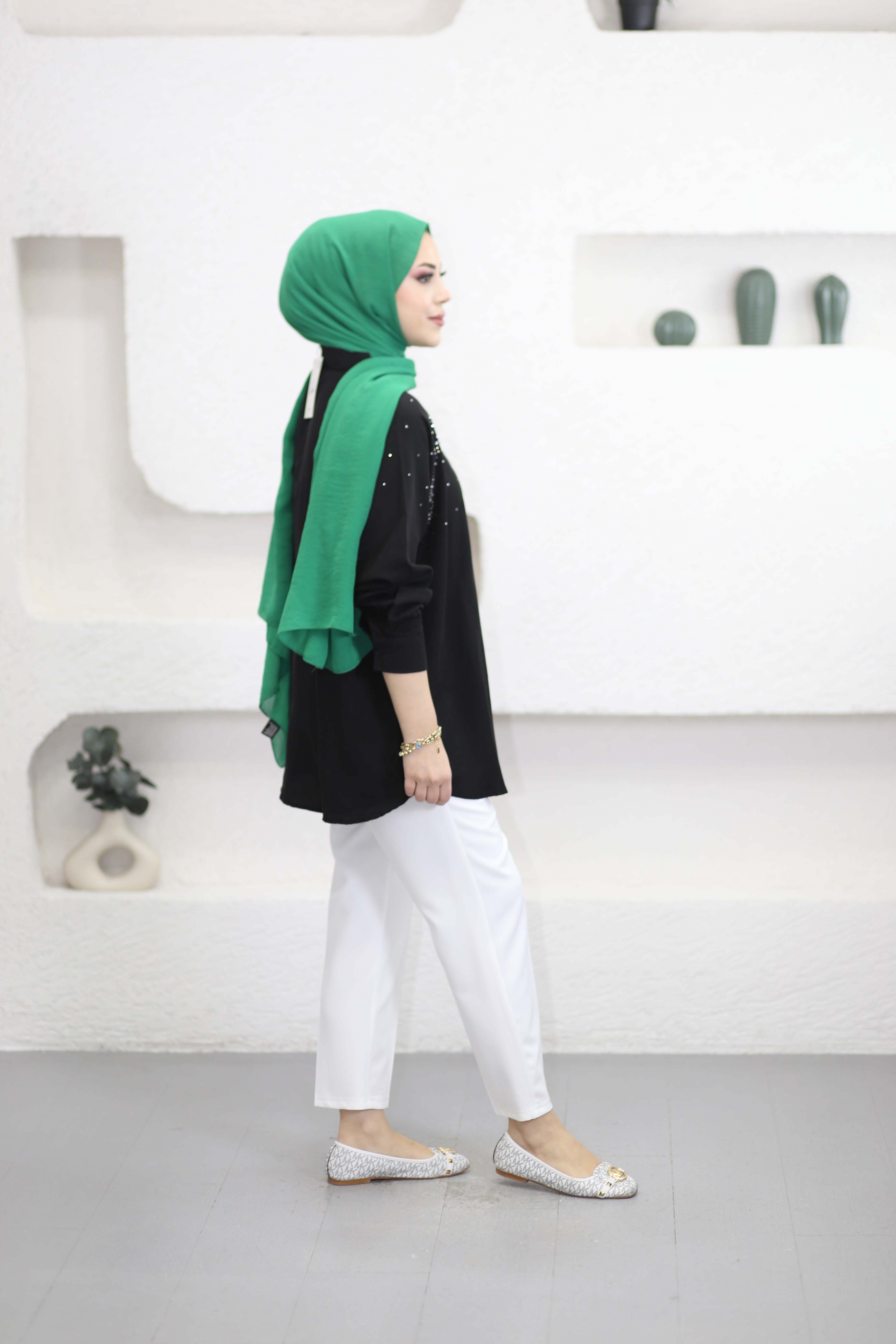 Reglan Taş Detaylı Gömlek Siyah 3347
