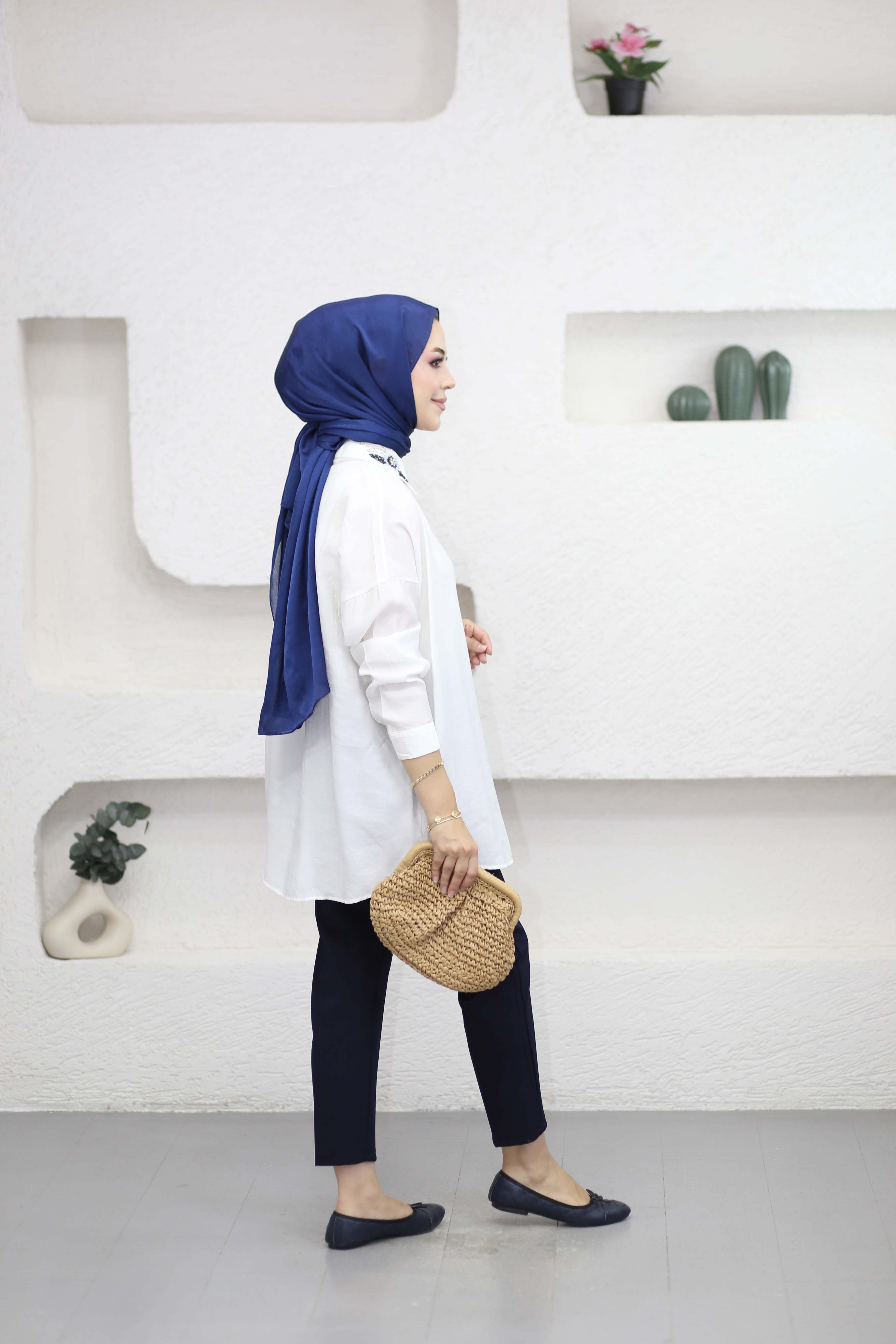 Yakası İşleme Detaylı Gömlek Ekru 3465