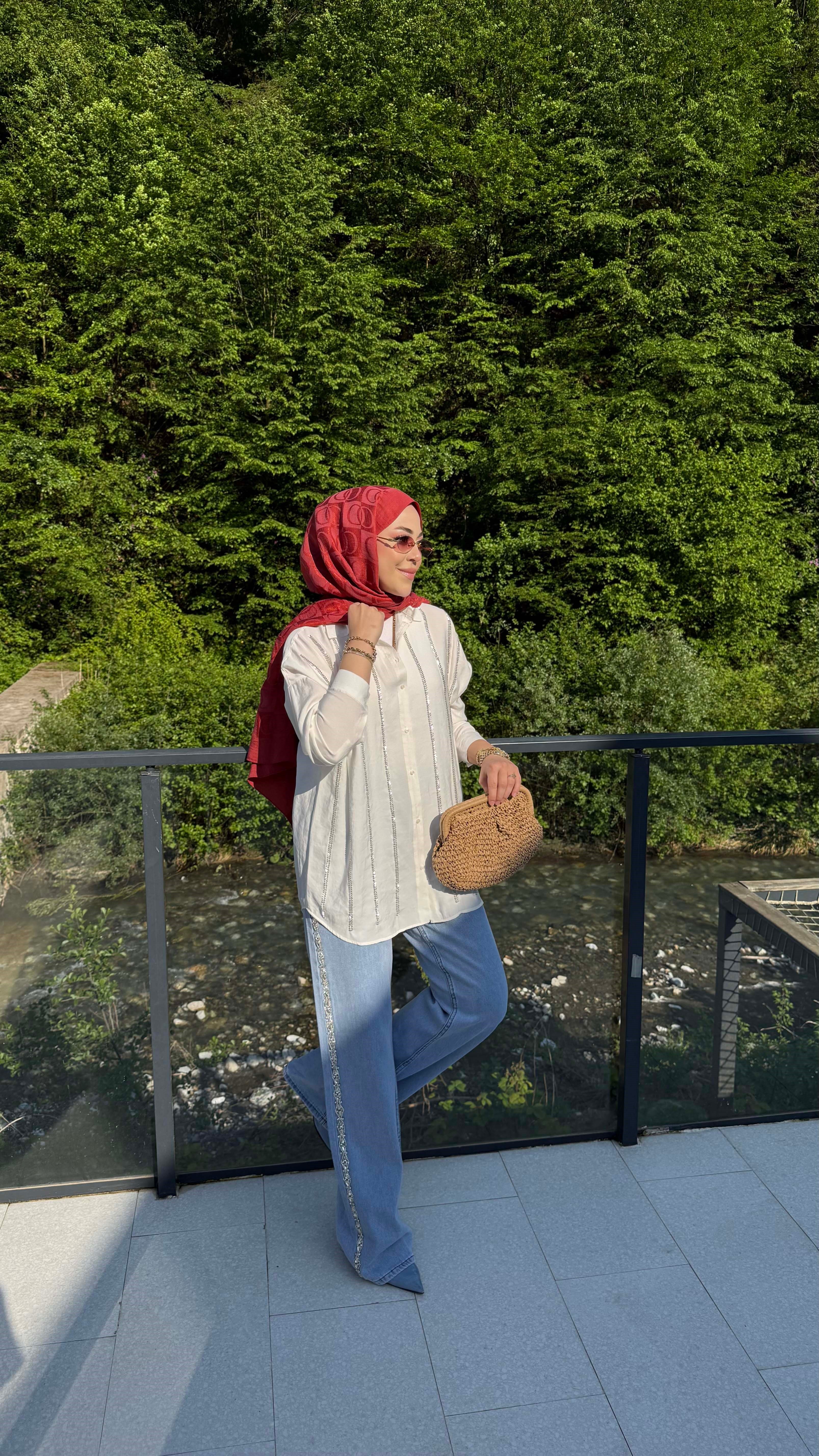 Şerit Taşlı Gömlek Beyaz 5172