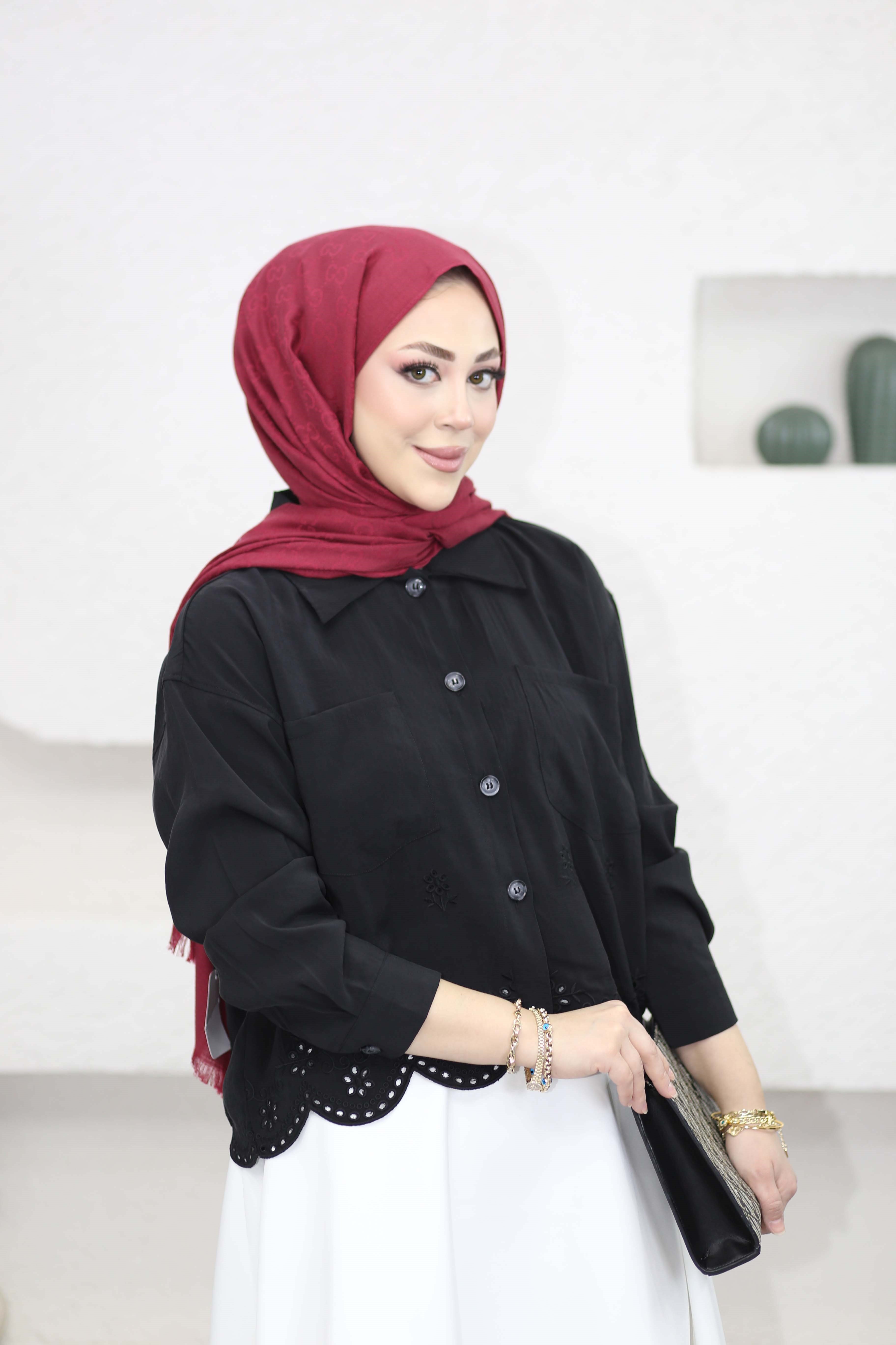 Nakış Detaylı Cepli Gömlek Siyah 3341