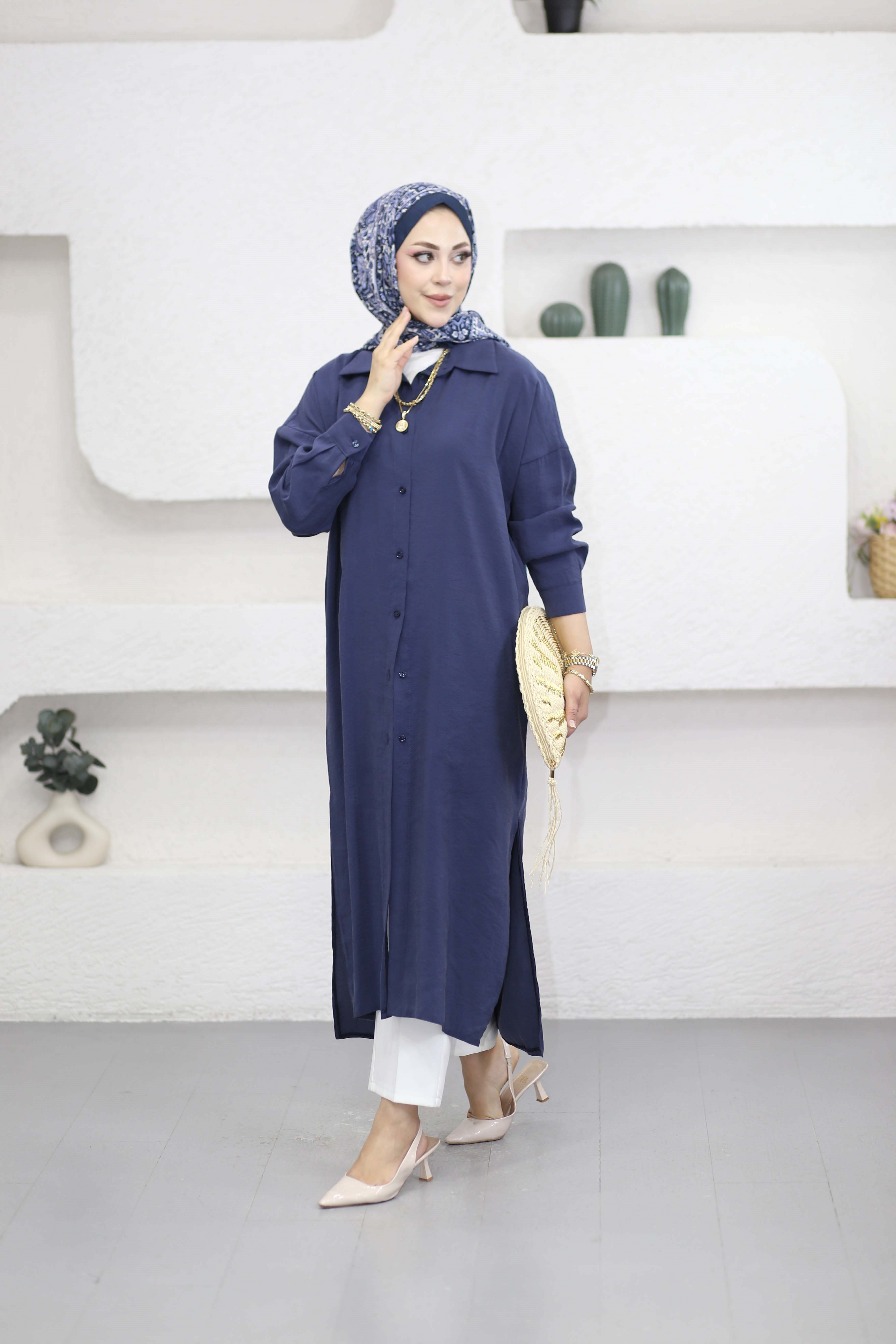 Yırtmaçlı Tam Boy Tunik Lacivert 2760
