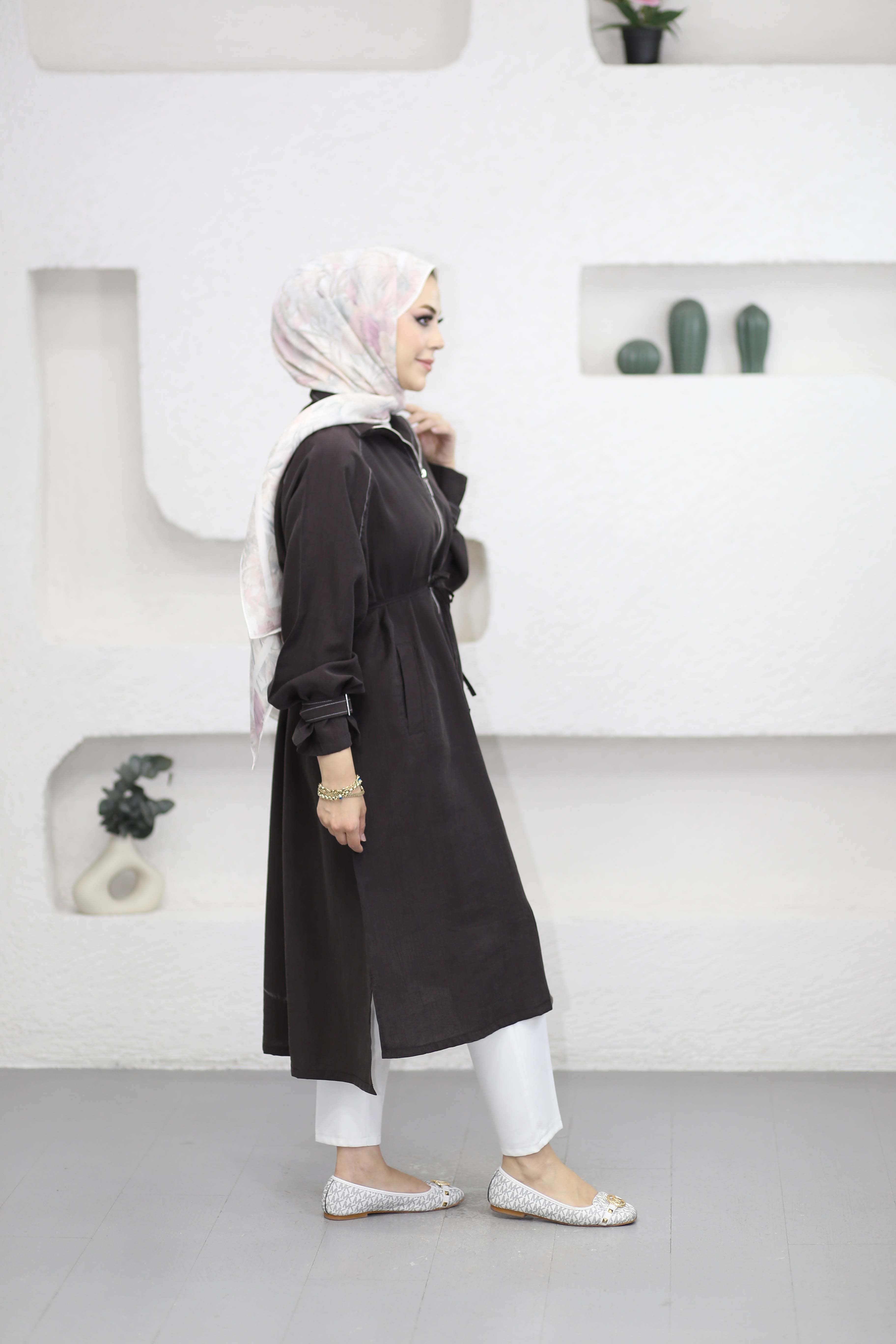 Apolet Detaylı Fermuarlı Kap Kahverengi 3439