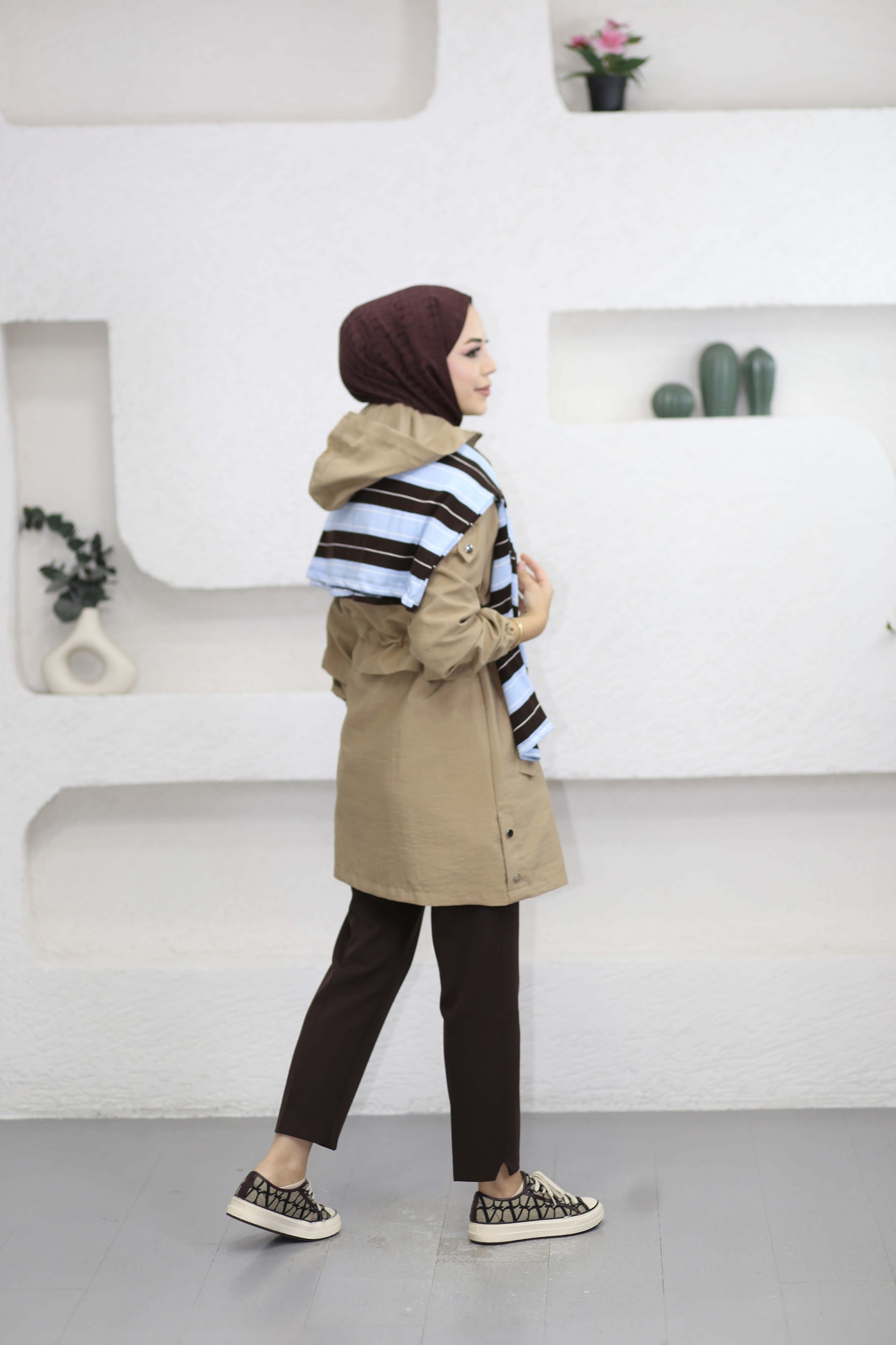 Boncuk Detaylı Kap Camel 1634