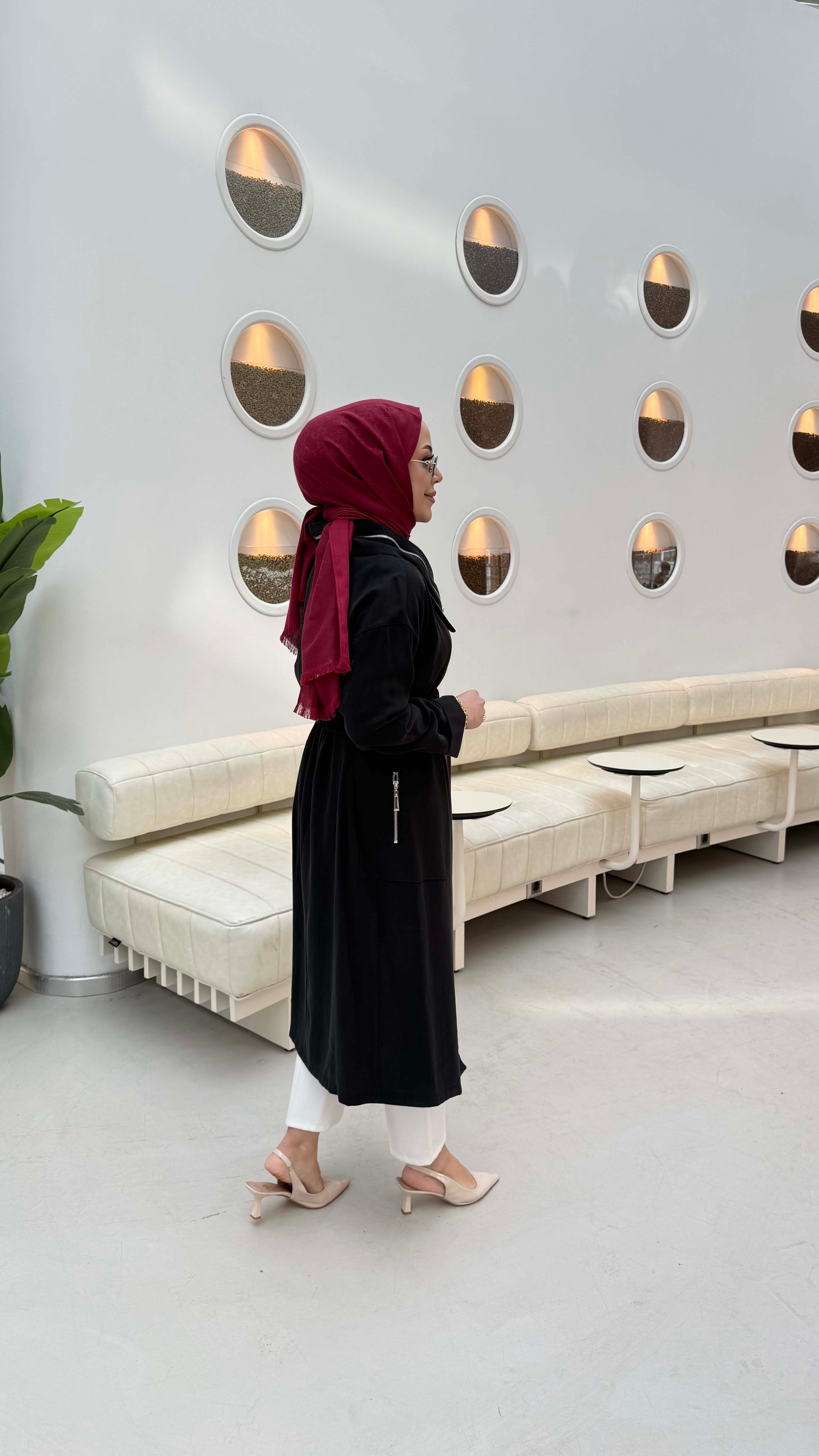 Yaka Fermuarlı Tasarım Kap Siyah 5028