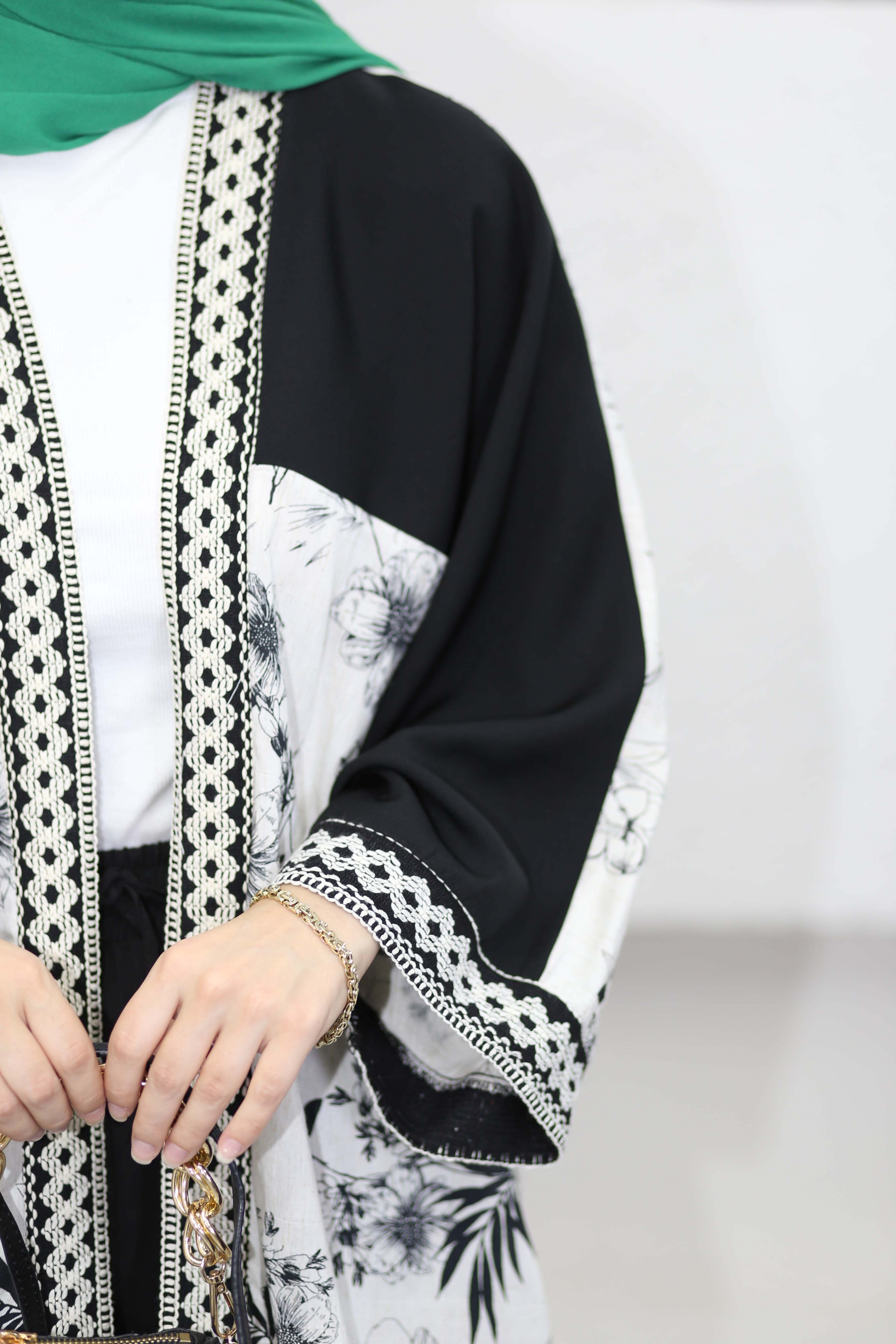Manşet Ve Yaka Dantel Kimono Siyah 1763