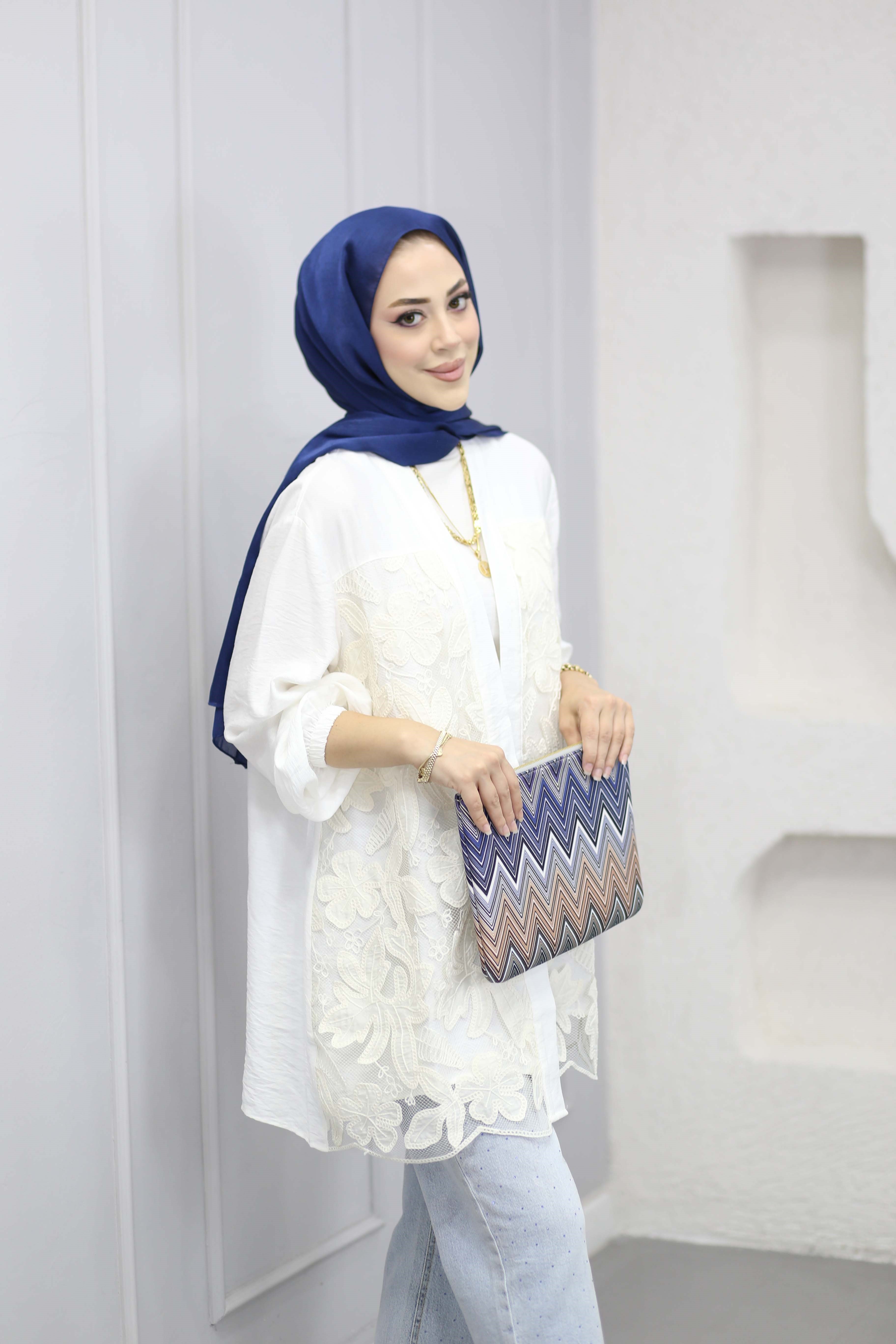 Güpür Çiçek Desenli Kimono Beyaz 26111