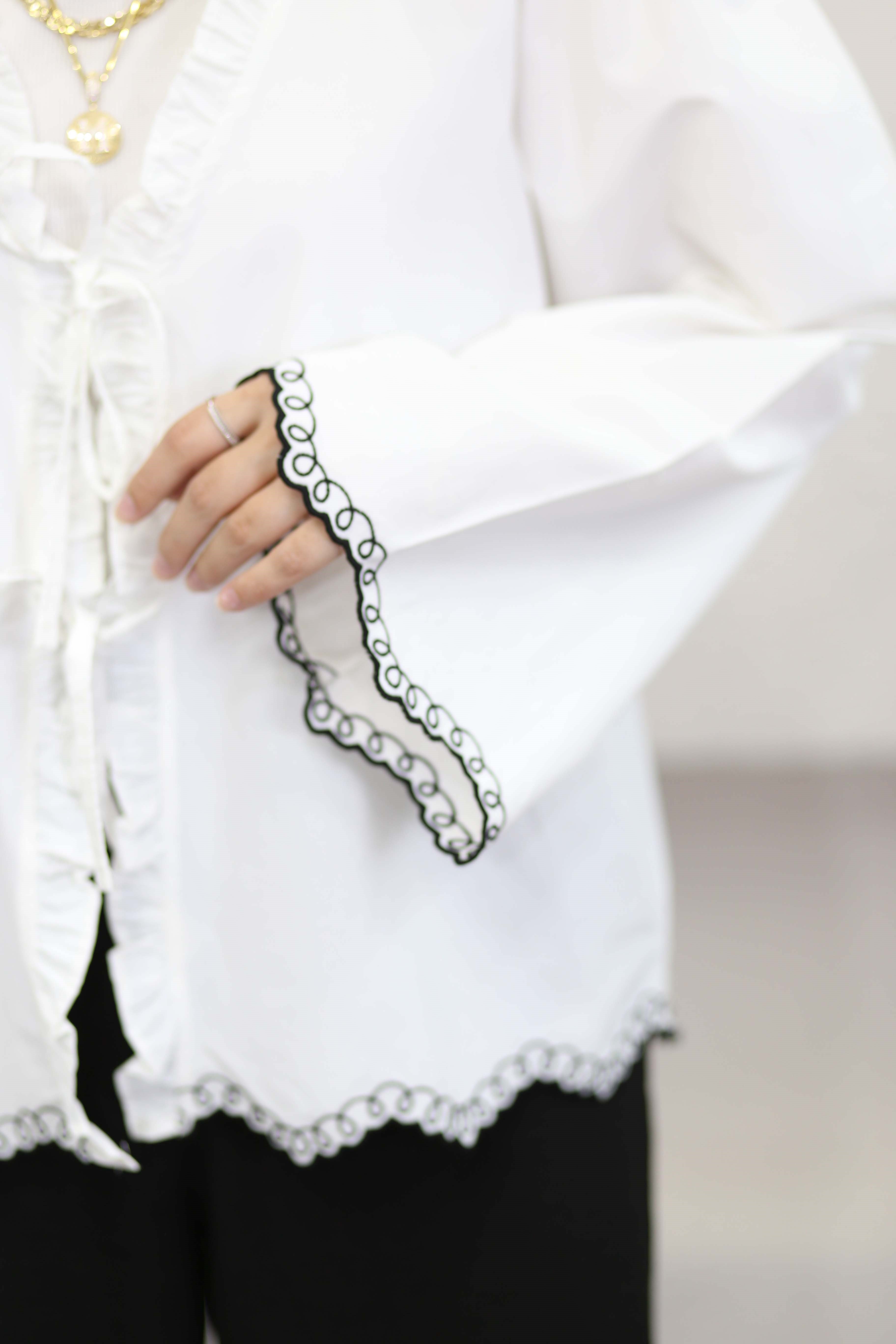 Nakış Detaylı Bağcıklı Kimono Beyaz 3455