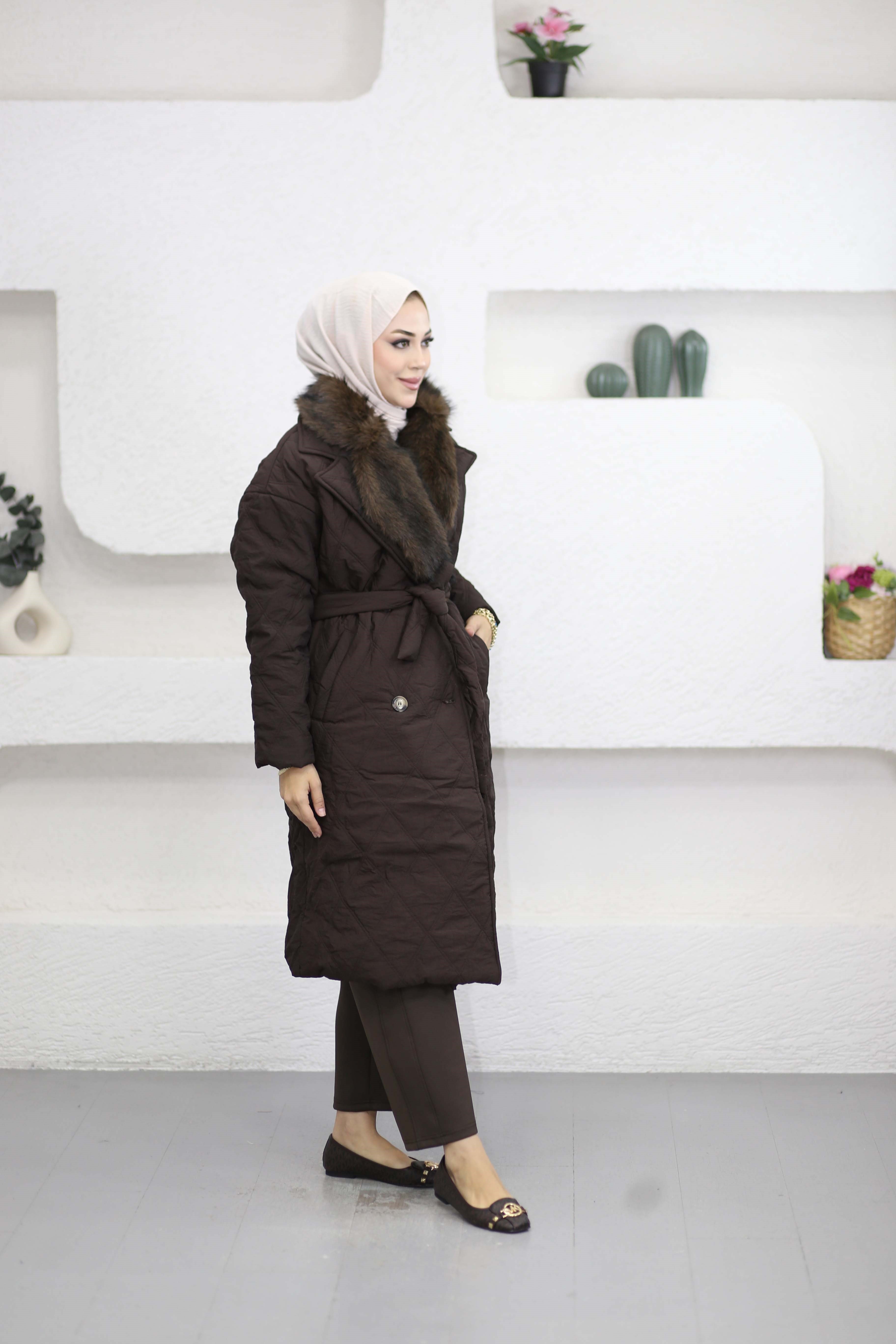 Yakası Kürklü Kapitone Mont Kahverengi 5890