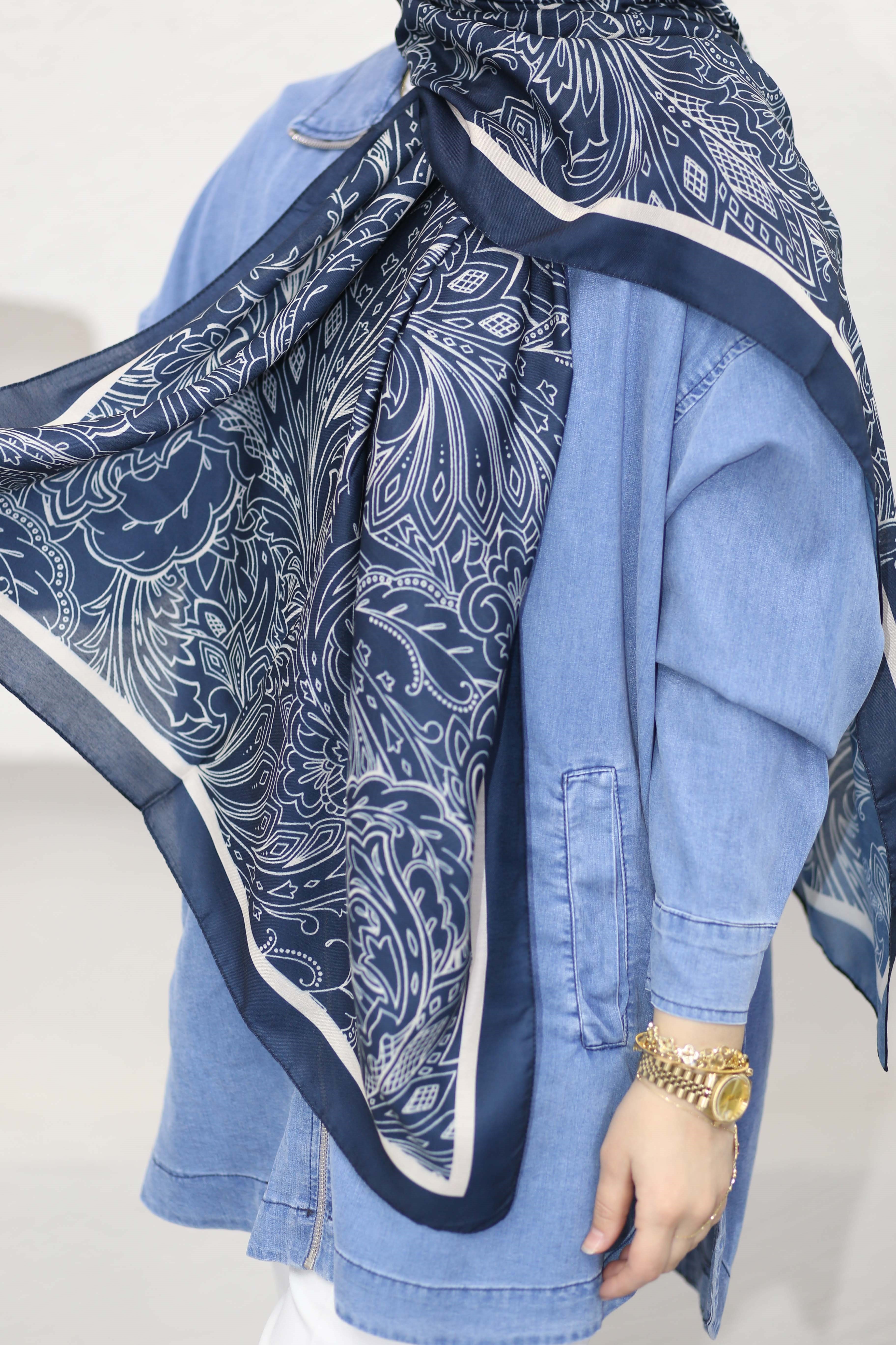 Flora Şal Lacivert 5015