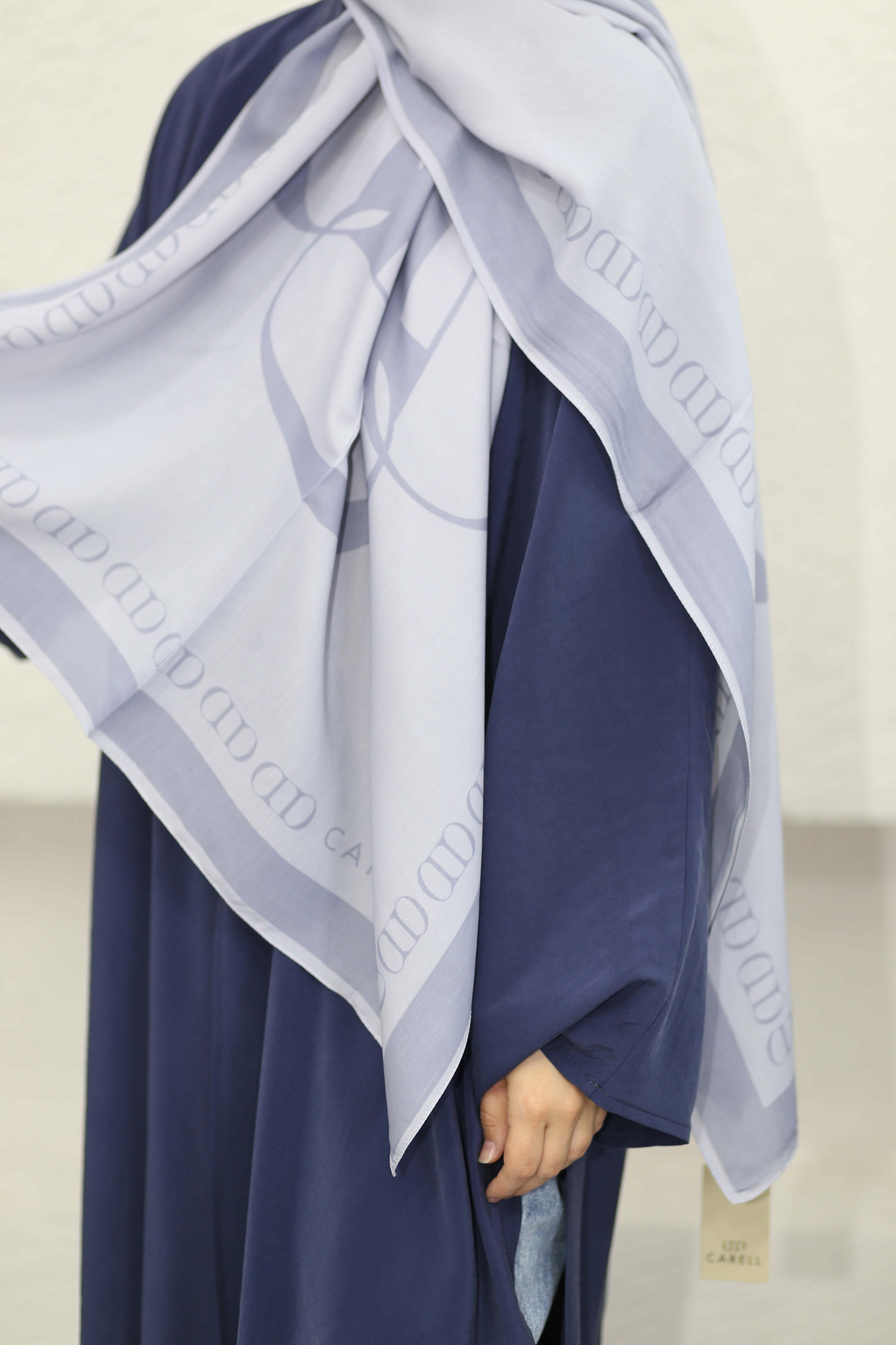 Aura Monogram Floş Şal Füme 8514