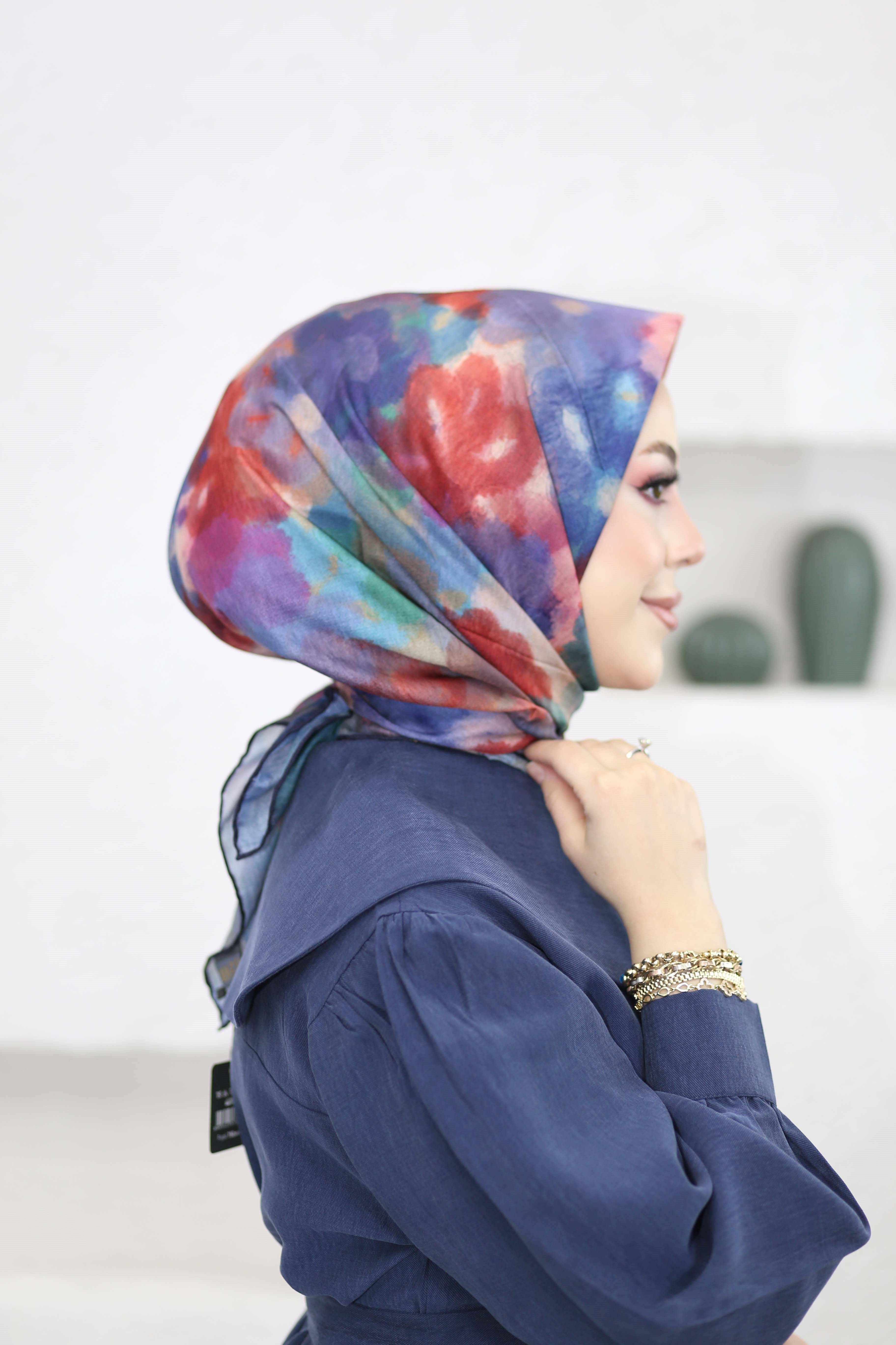 Çiçekli Ebruli Eşarp Lacivert 8251