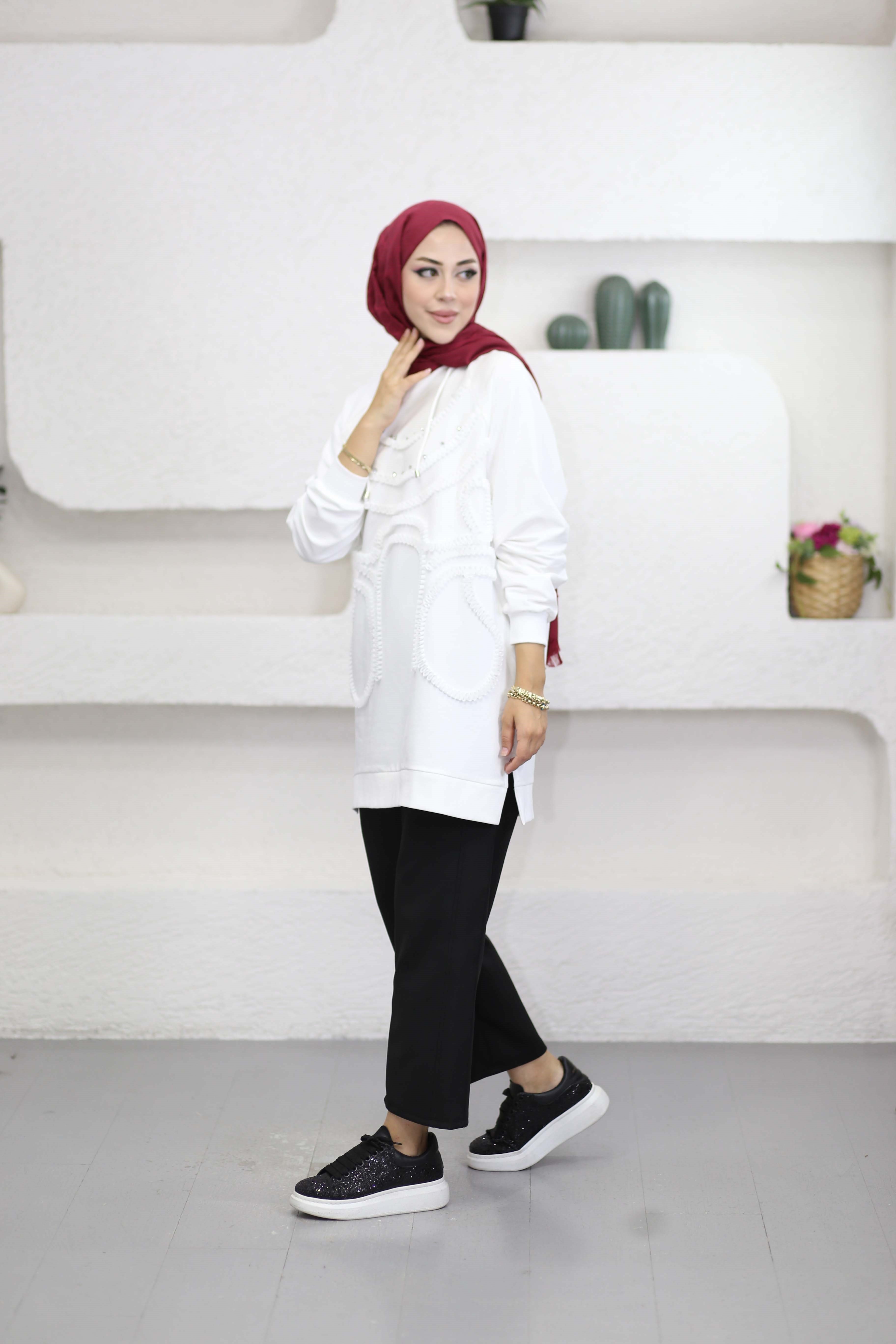 Önü Fırfır Taşlı Sweat Beyaz 10819