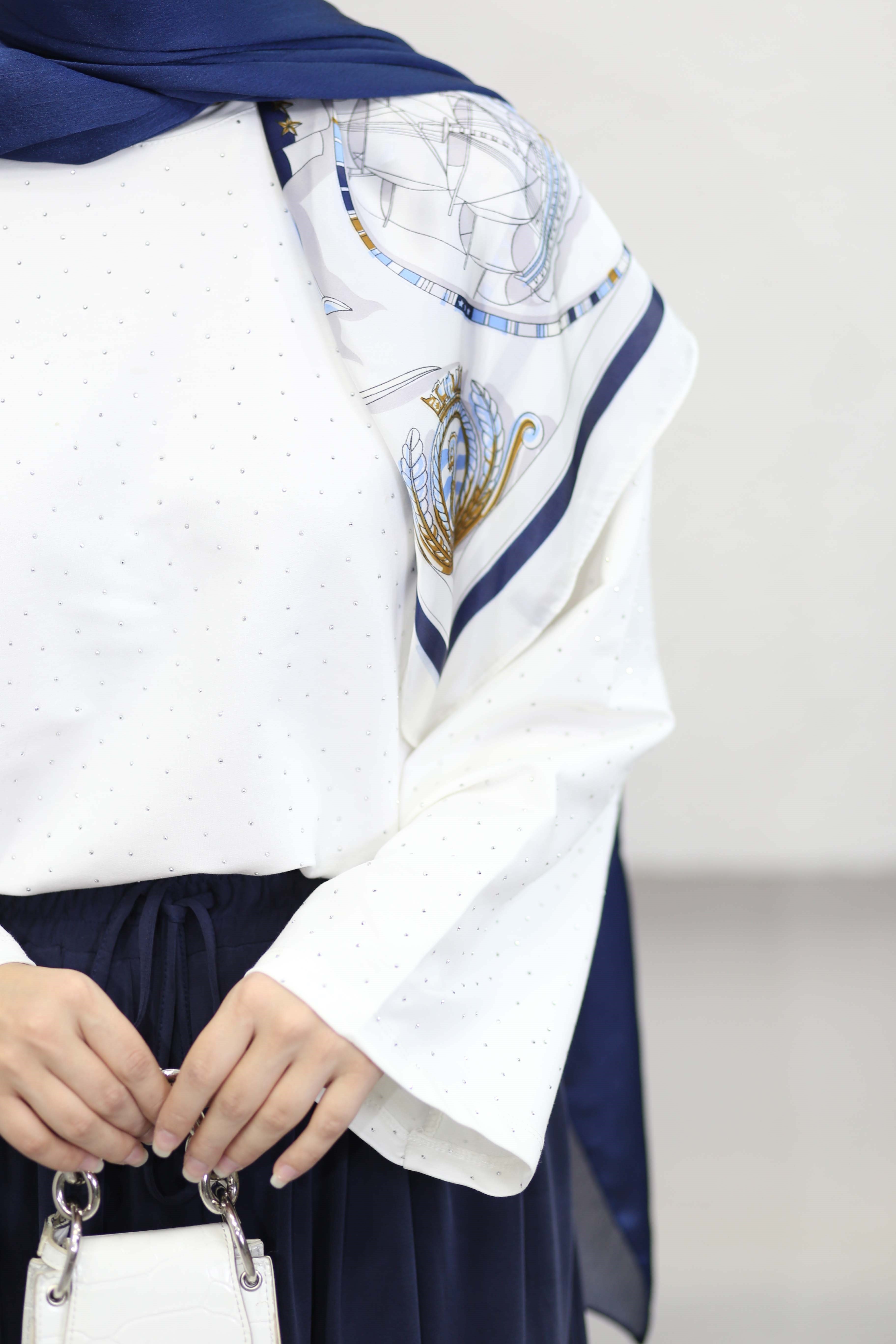 Taşlı Kısa Sweat Beyaz 3256