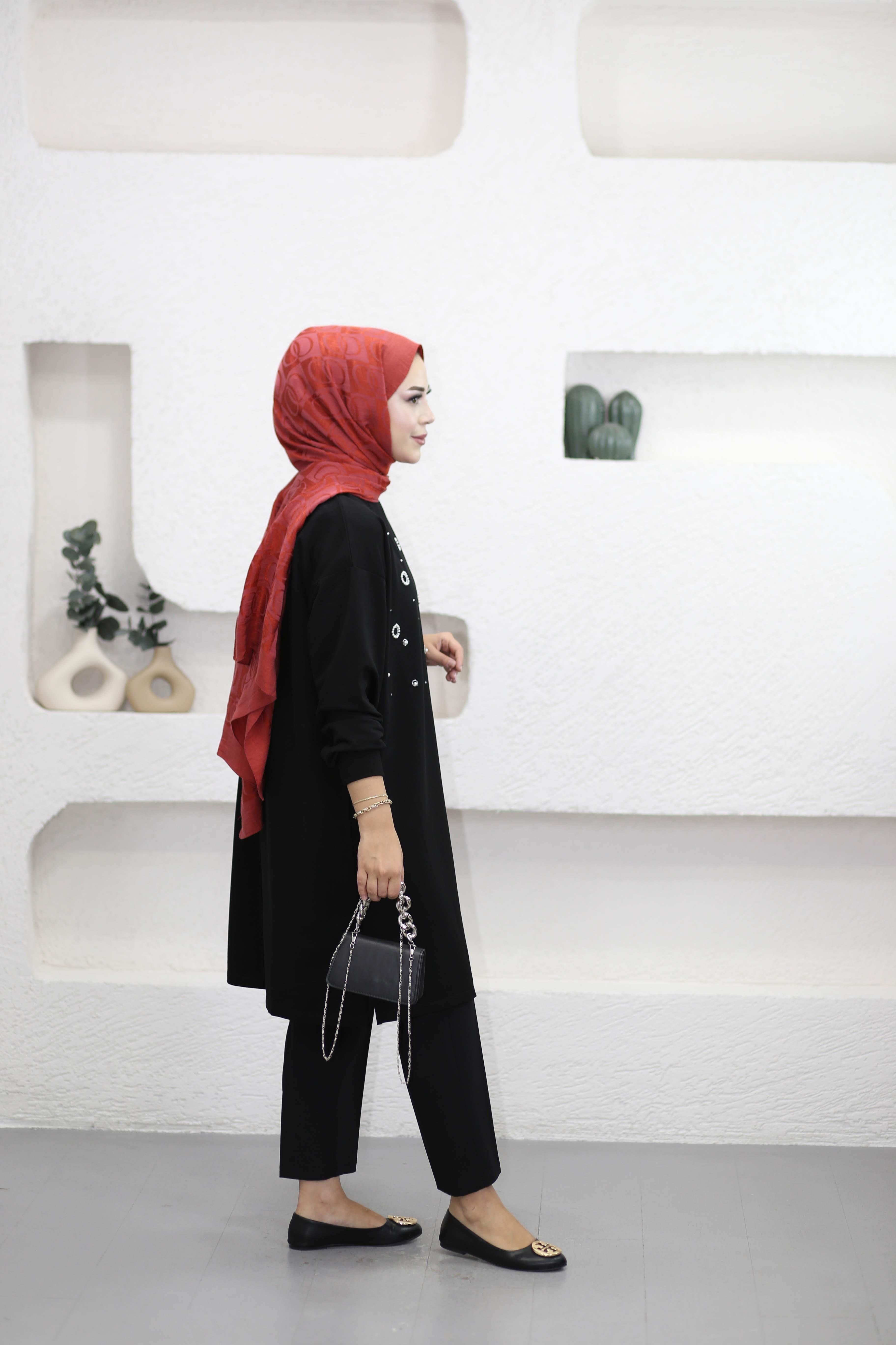 Taş Ve İnci Detaylı Sweat Siyah 3138