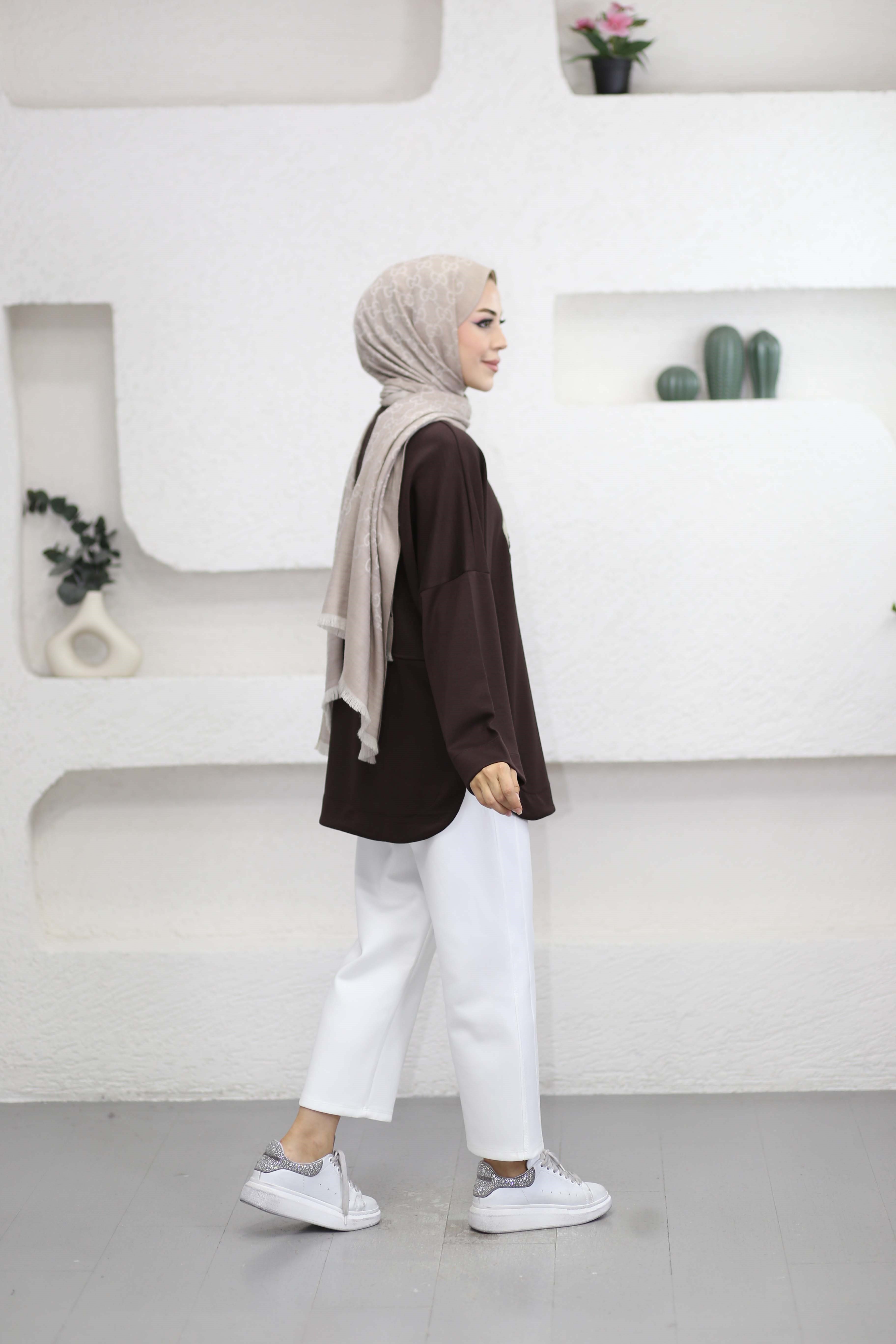 Çiçek Nakışlı Sweat Kahverengi 1135