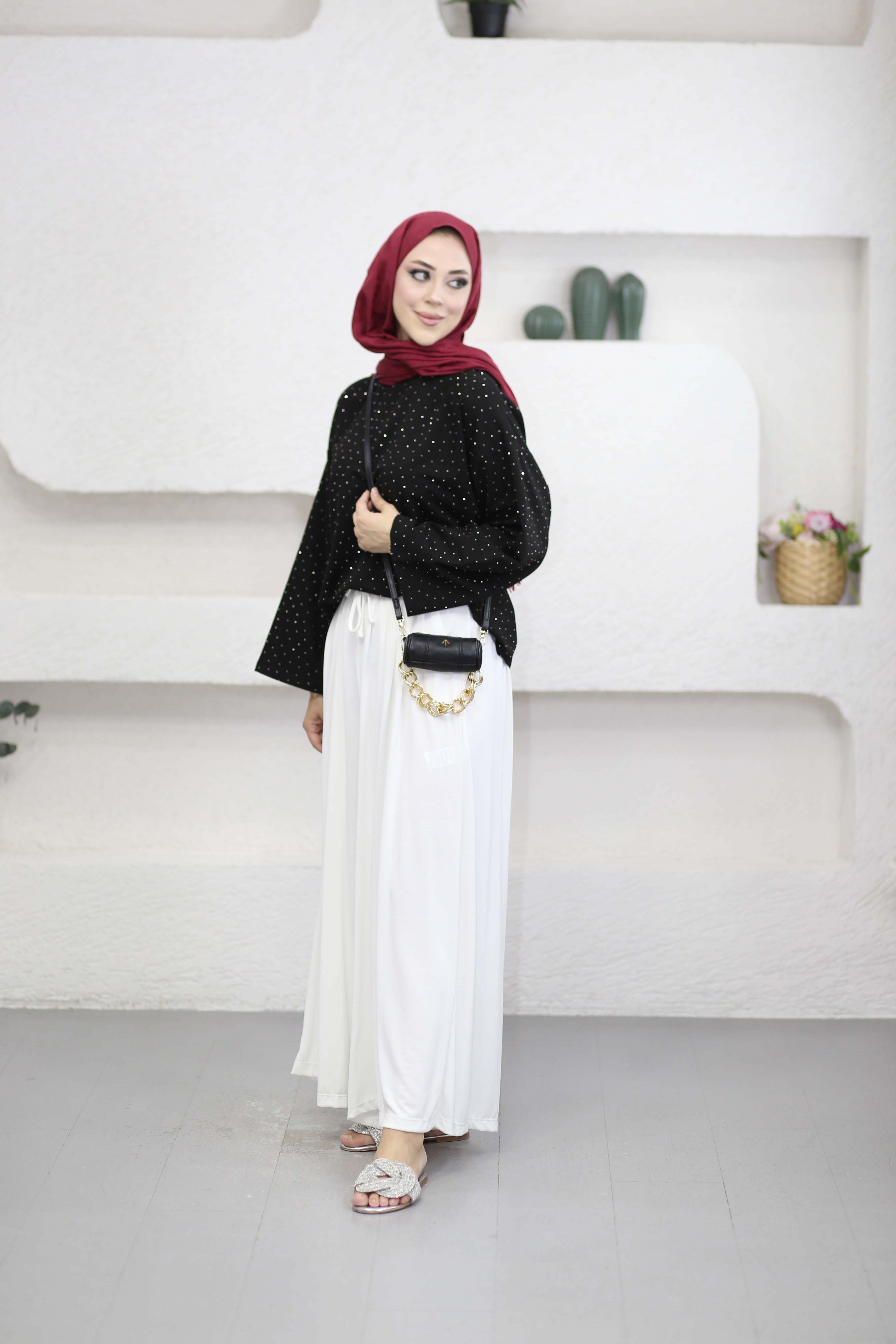 Taşlı Kısa Sweat Siyah 3256