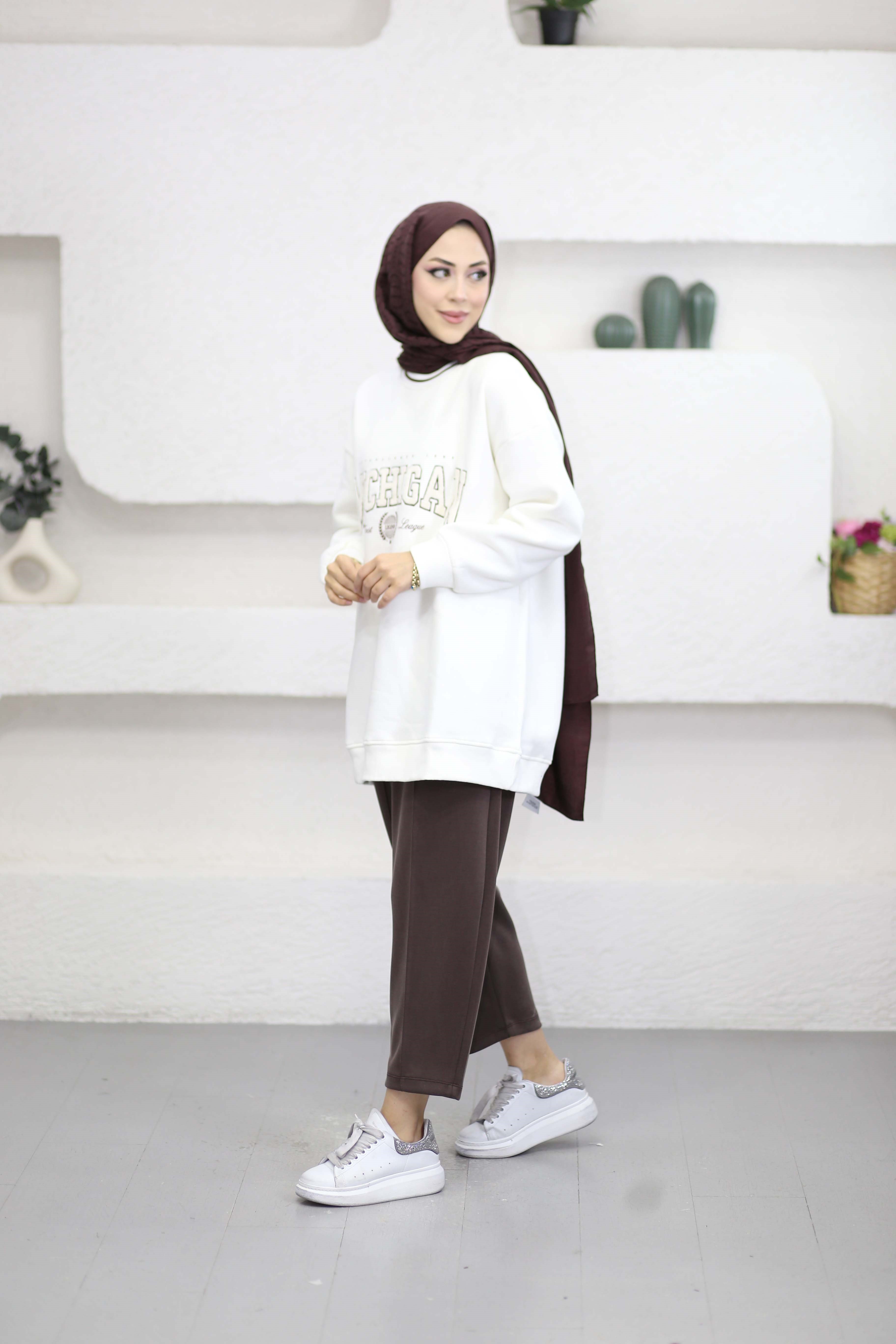 Triko Ve Nakış Detaylı Sweat Ekru 3120