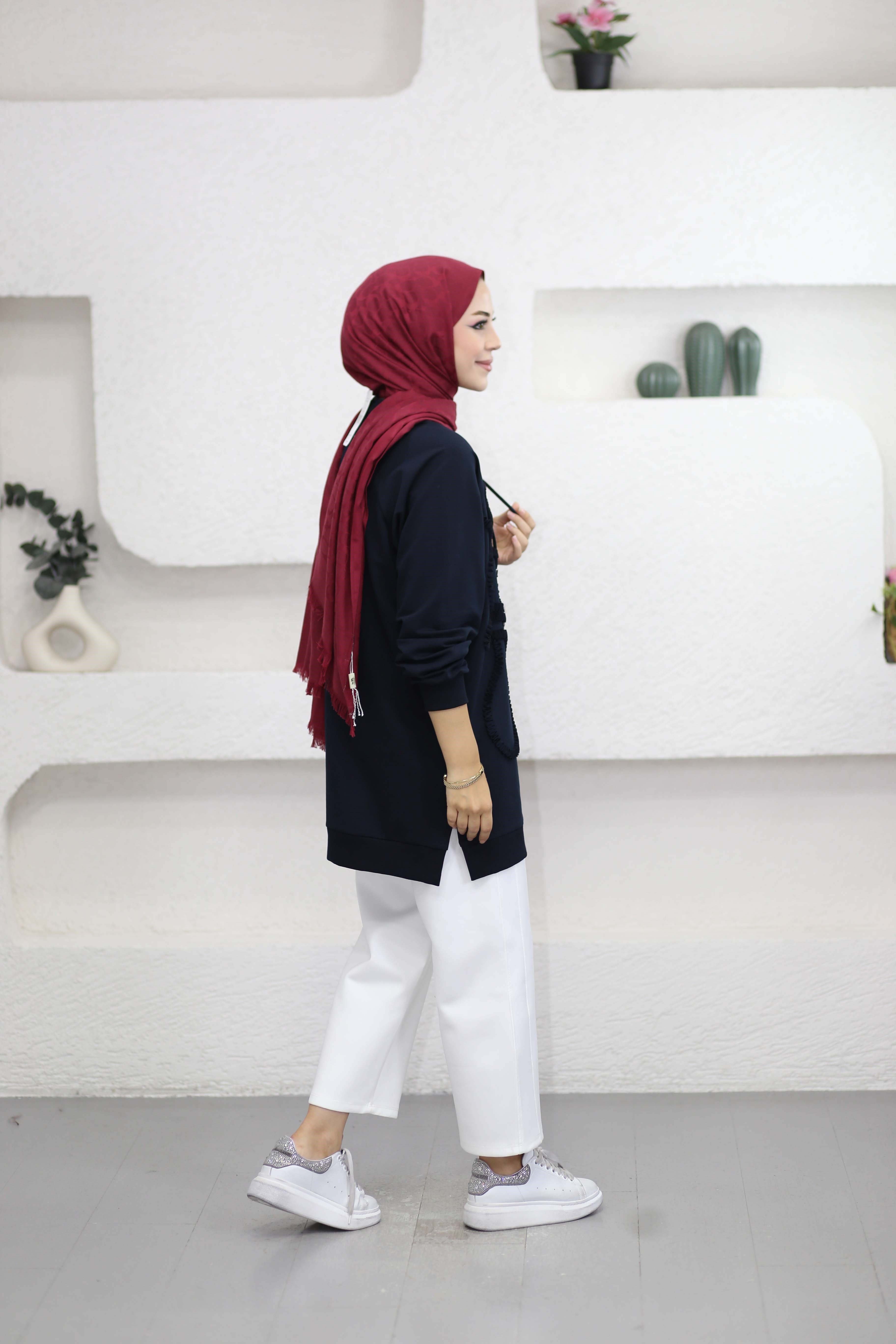 Önü Fırfır Taşlı Sweat Lacivert 10819