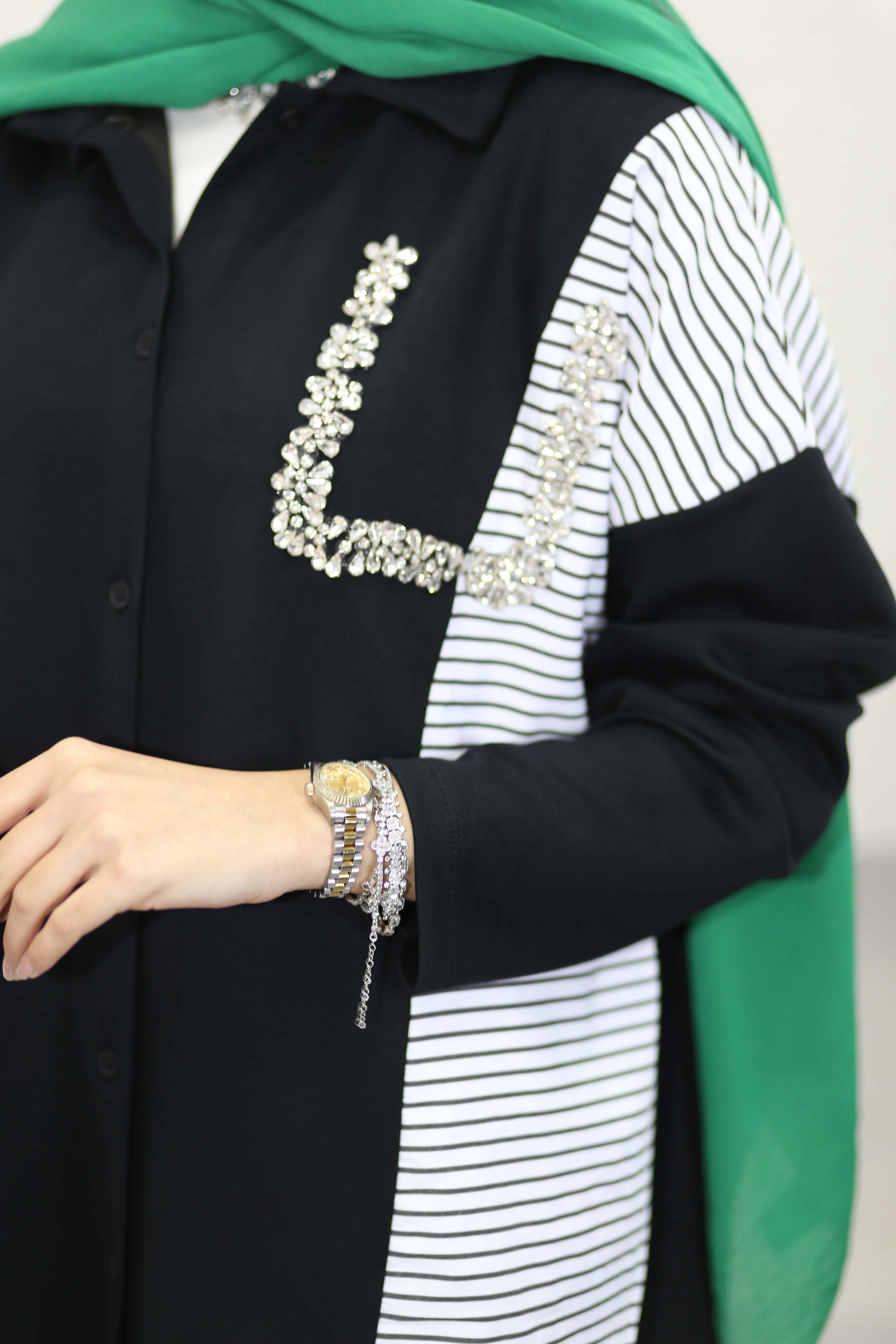 Taş Detaylı Çizgili Takım Siyah 2368