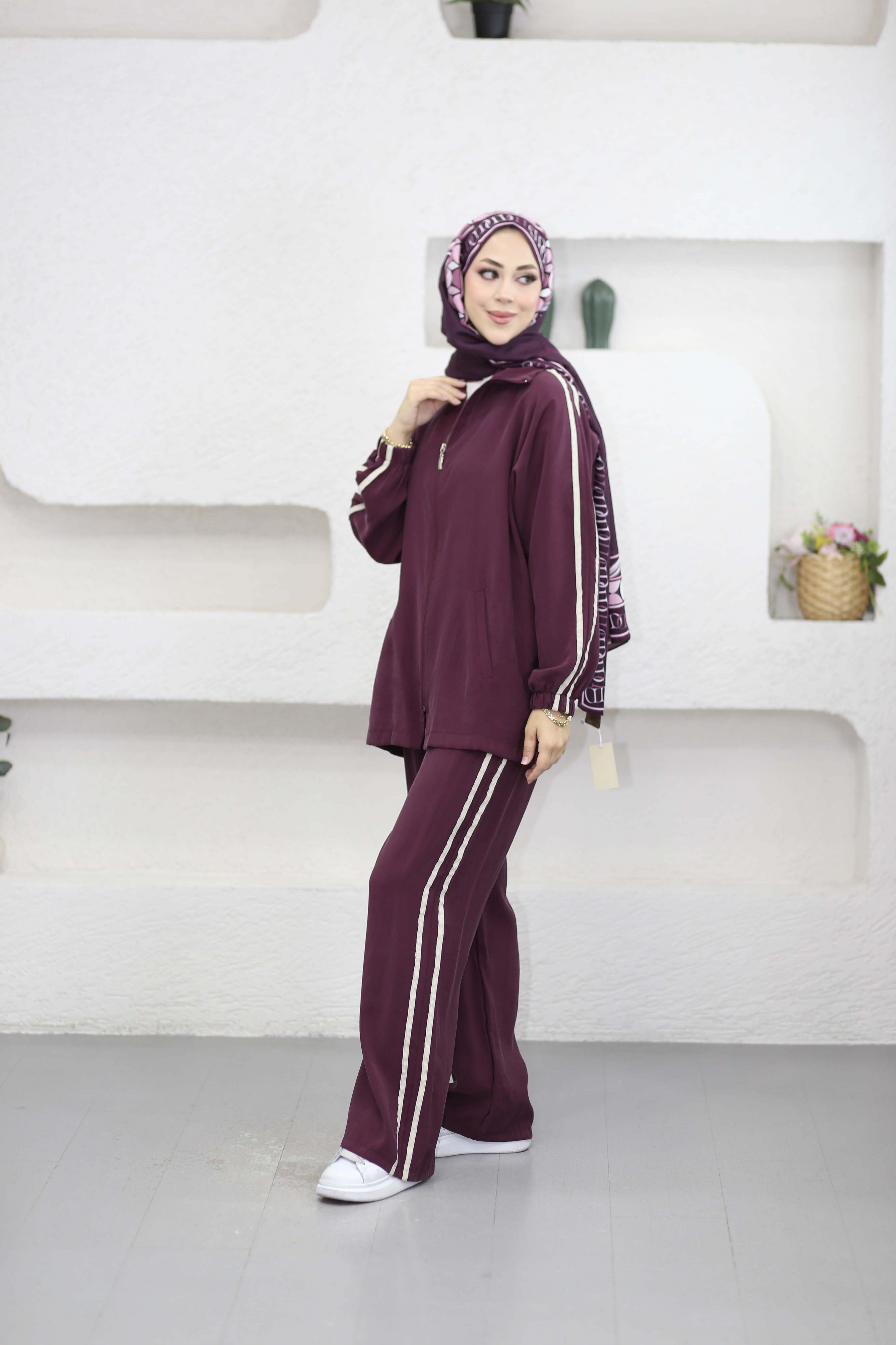 Nisan Takım Bordo 3179