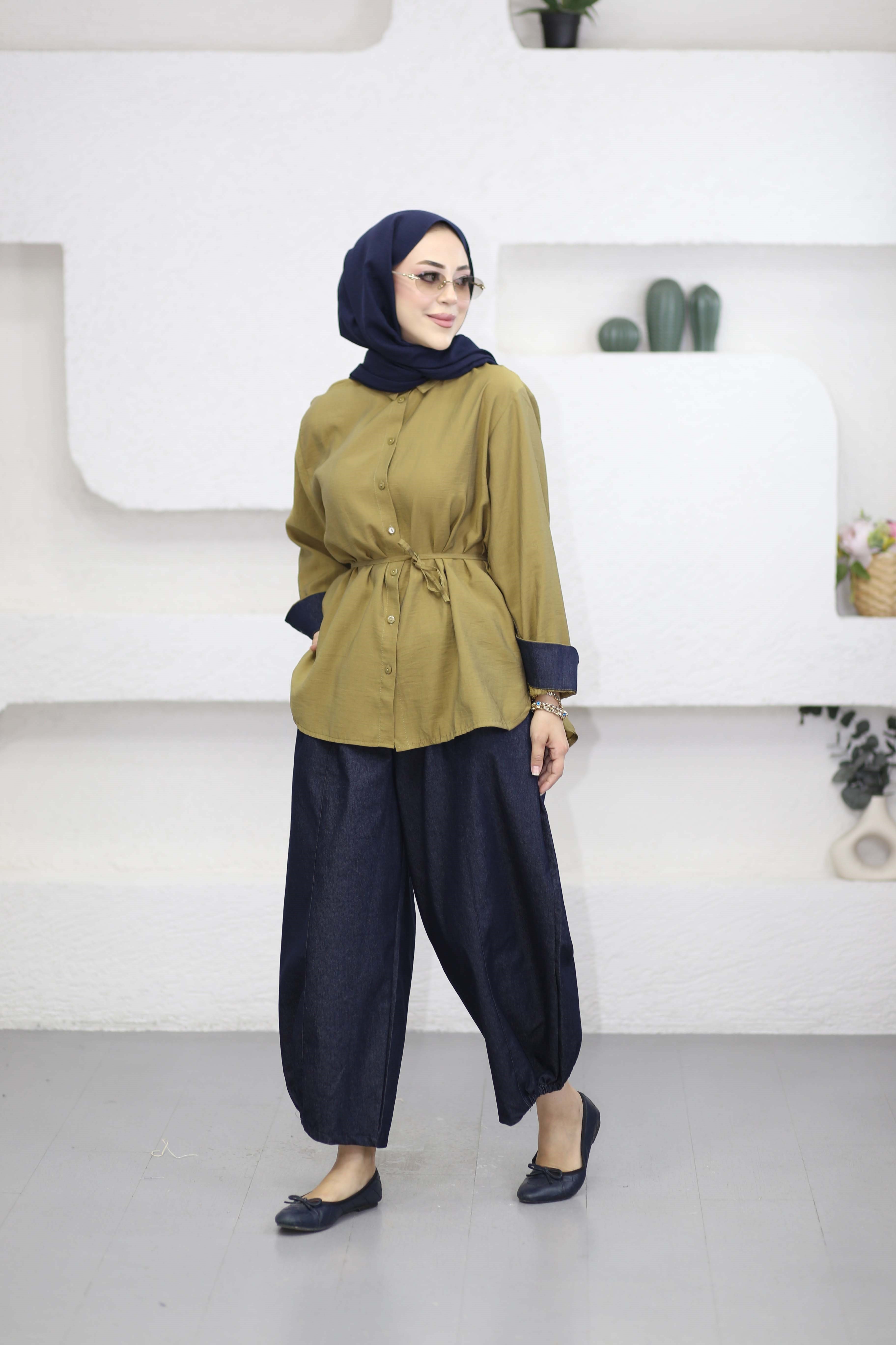 V Denim Detaylı Takım Yağ Yeşili 3213